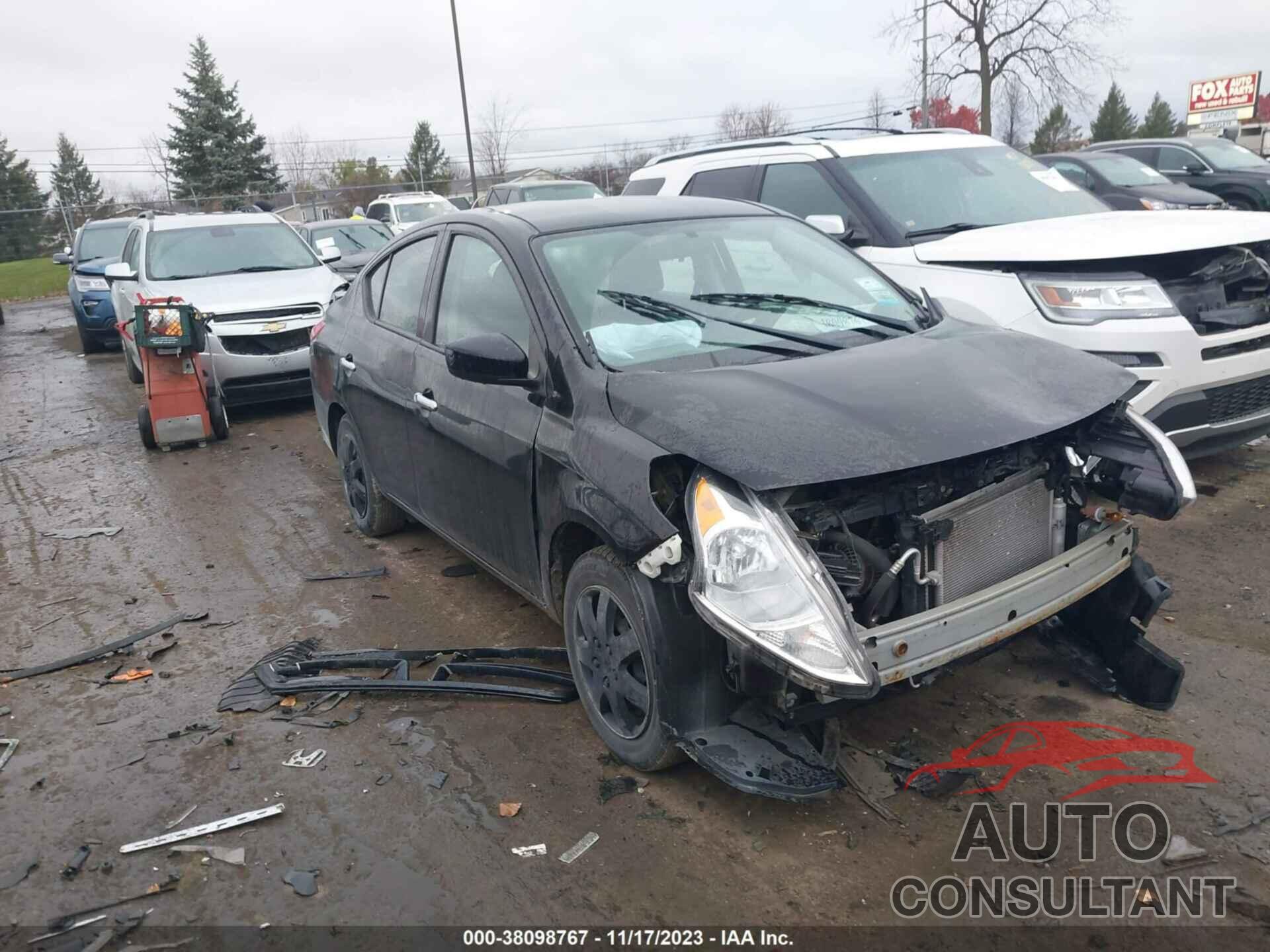 NISSAN VERSA 2019 - 3N1CN7AP0KL876188