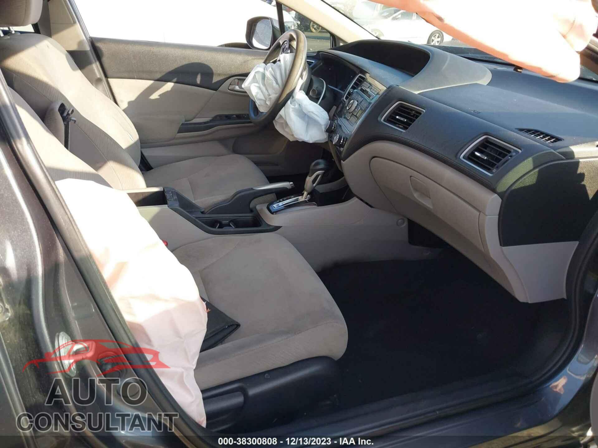 HONDA CIVIC 2013 - 19XFB2F56DE228133
