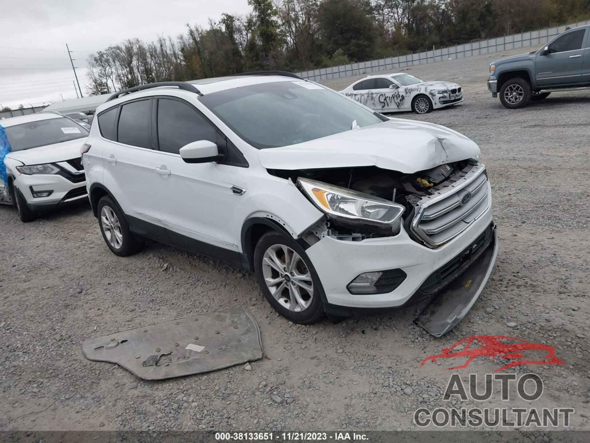 FORD ESCAPE 2018 - 1FMCU0GD0JUA39509