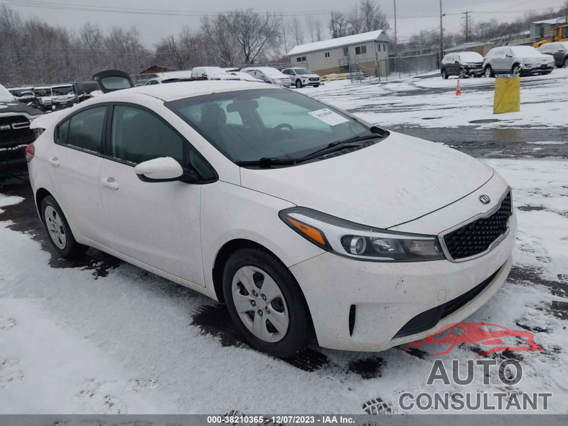 KIA FORTE 2018 - 3KPFK4A71JE245373