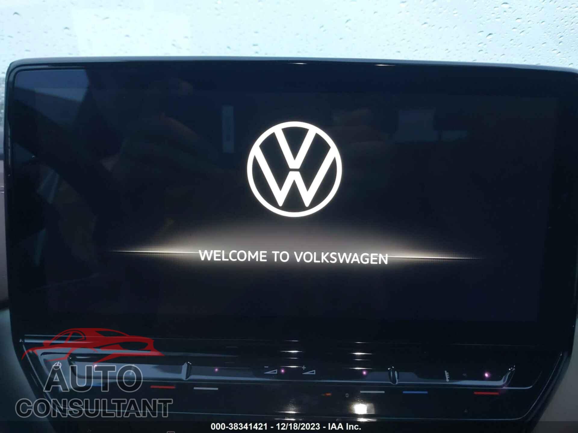 VOLKSWAGEN ID.4 2023 - 1V2DNPE88PC031739