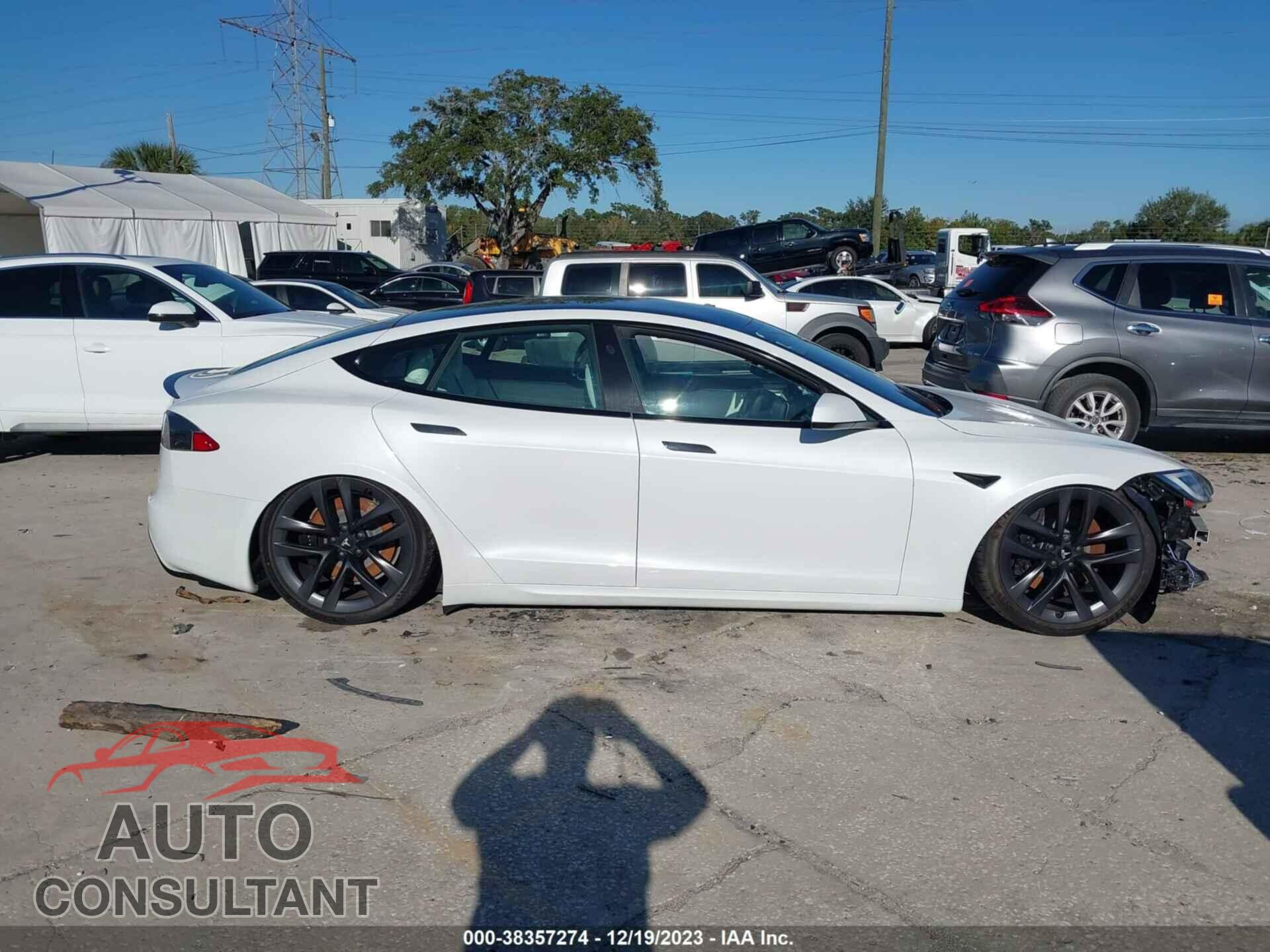 TESLA MODEL S 2022 - 5YJSA1E65NF459977