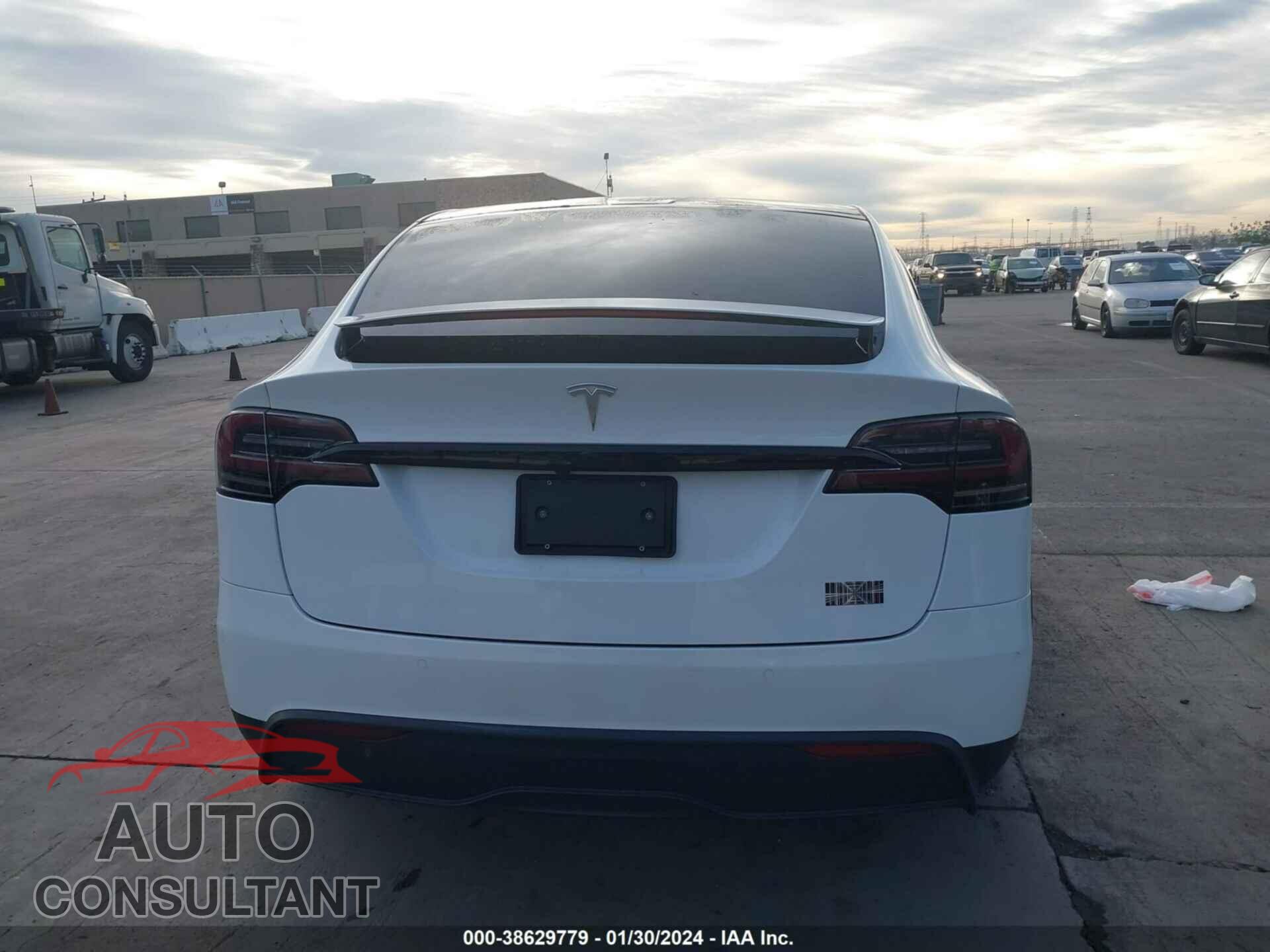 TESLA MODEL X 2022 - 7SAXCBE60NF339321