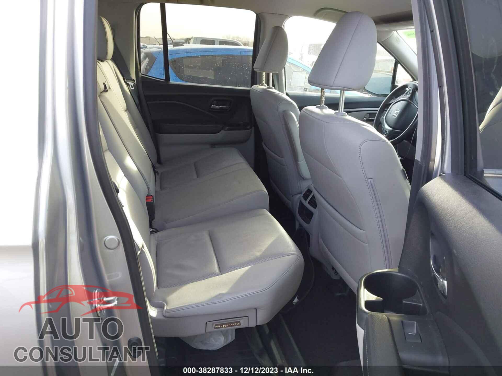 HONDA RIDGELINE 2017 - 5FPYK2F62HB009792