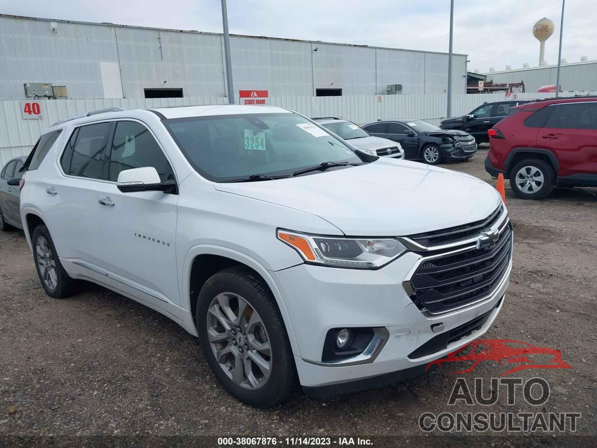 CHEVROLET TRAVERSE 2018 - 1GNERKKW4JJ224948