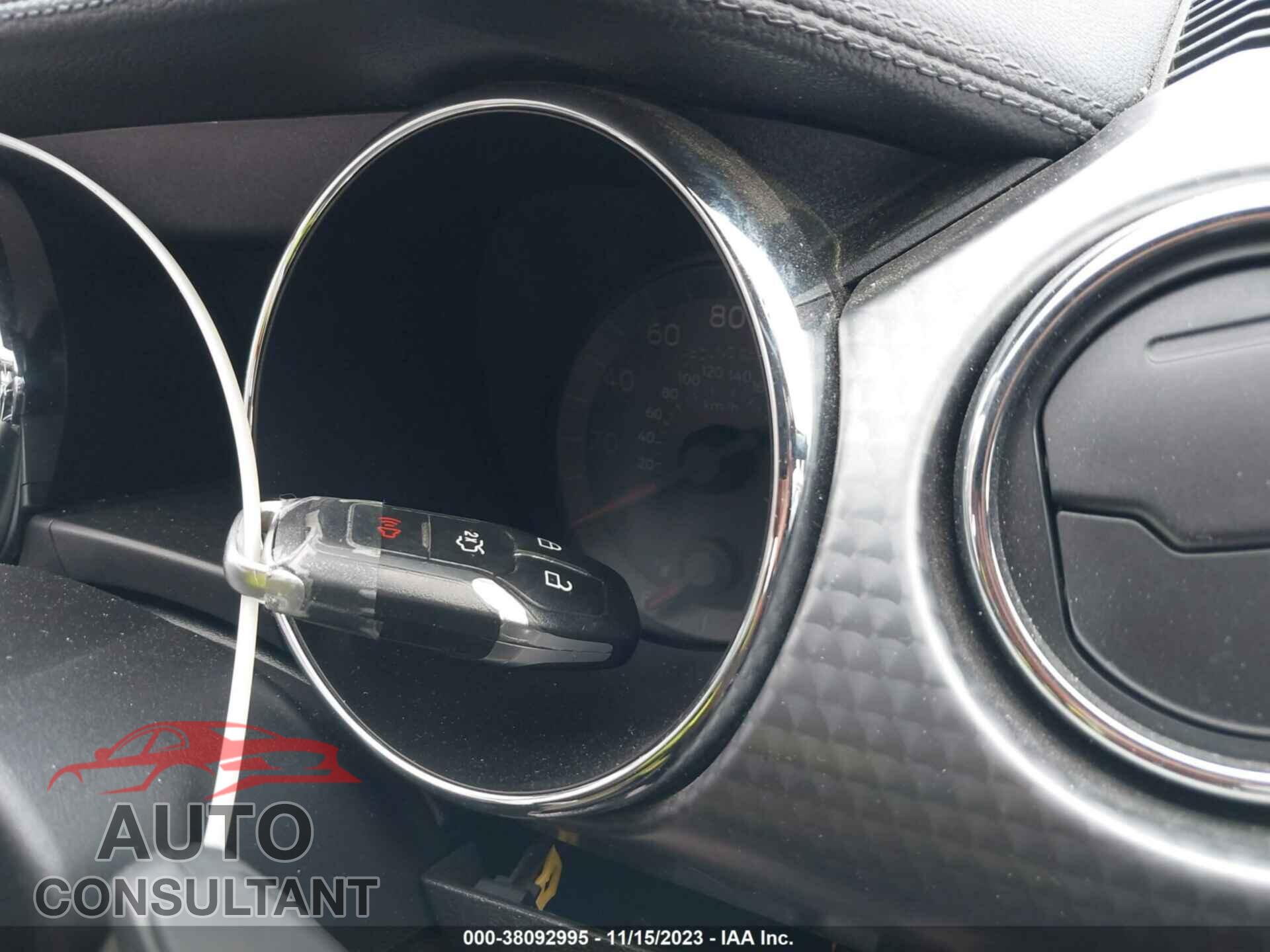 FORD MUSTANG 2017 - 1FA6P8CF2H5280433