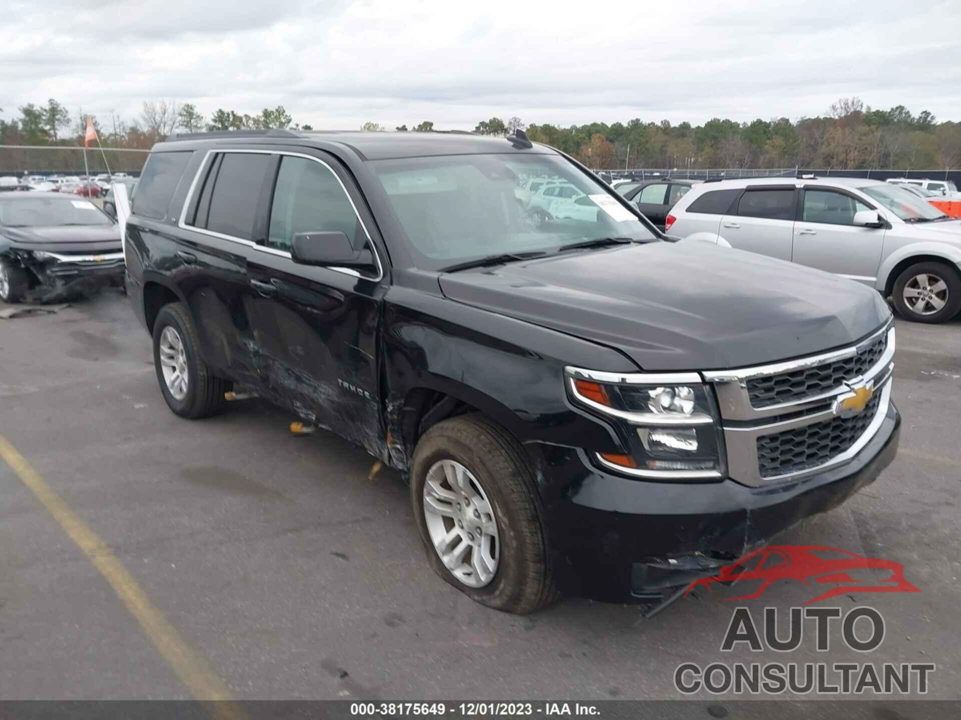 CHEVROLET TAHOE 2018 - 1GNSKBKC0JR105471