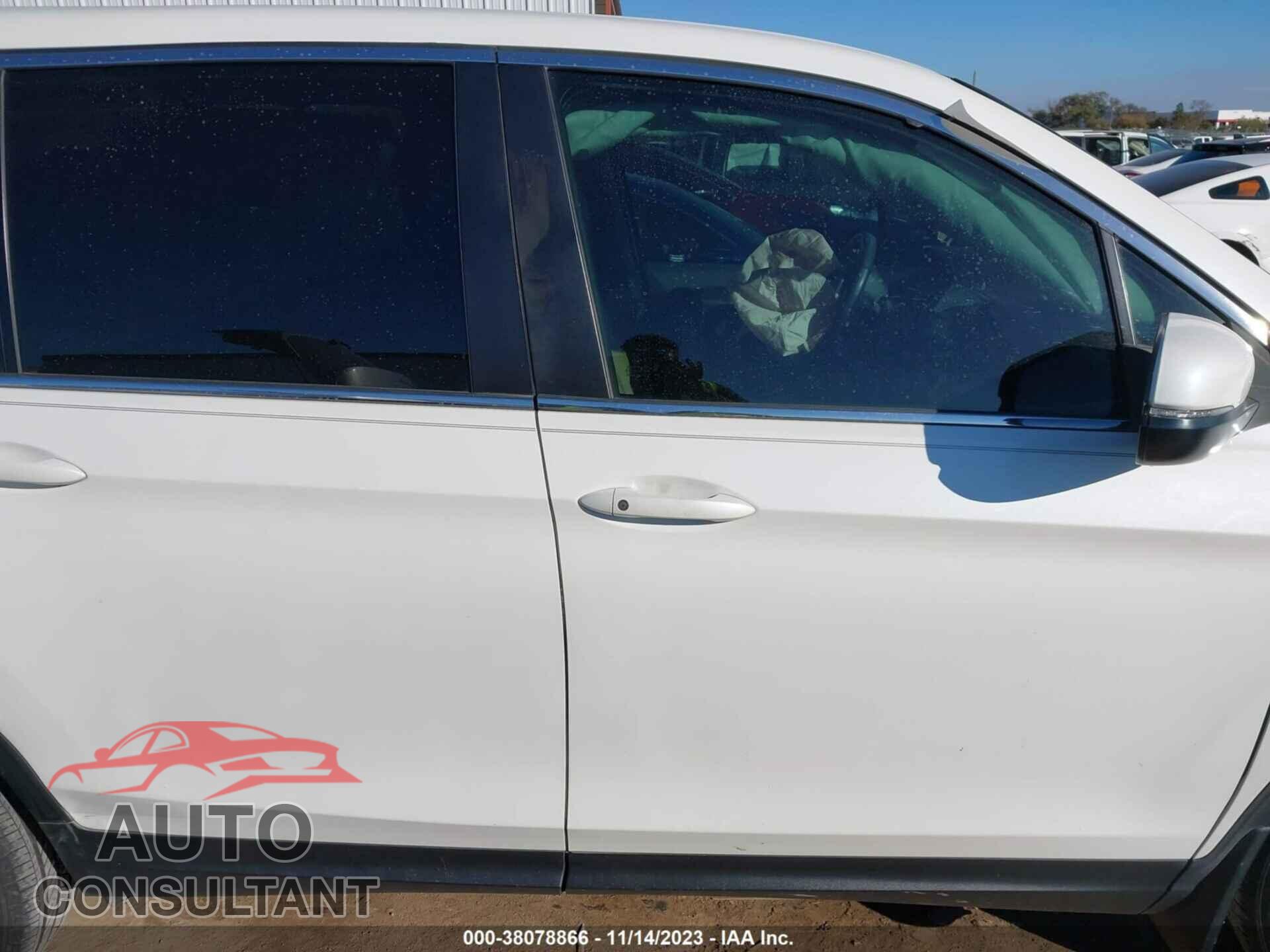 HONDA PILOT 2019 - 5FNYF6H5XKB063115
