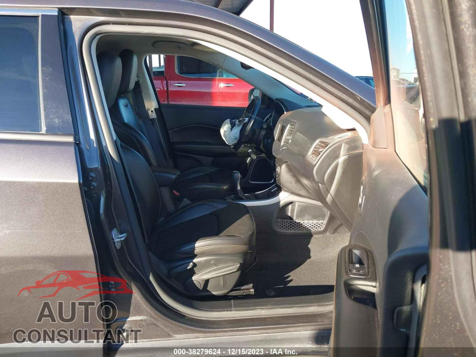 JEEP COMPASS 2020 - 3C4NJCBB9LT169816