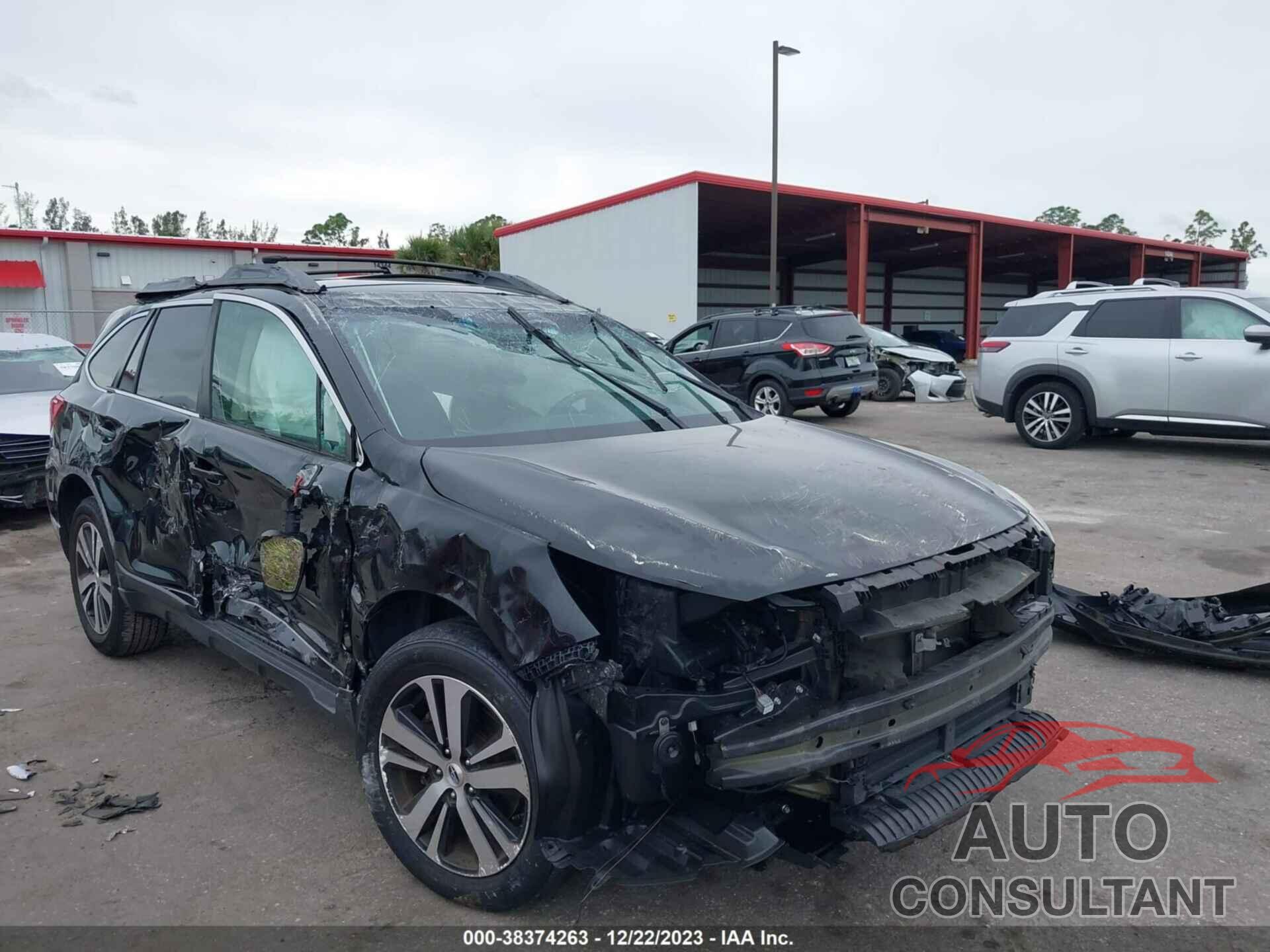 SUBARU OUTBACK 2018 - 4S4BSANC0J3264519