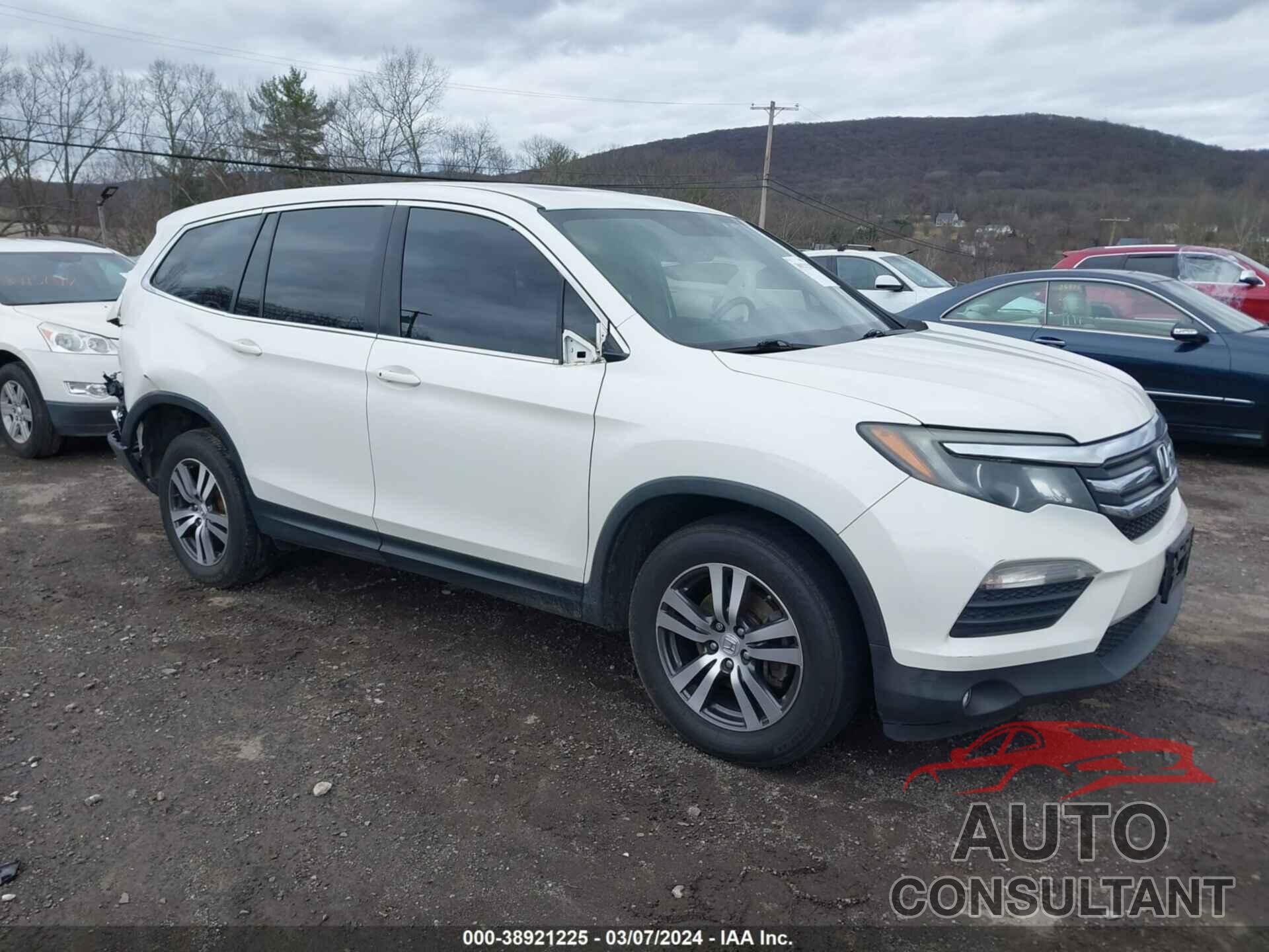 HONDA PILOT 2016 - 5FNYF6H73GB057844
