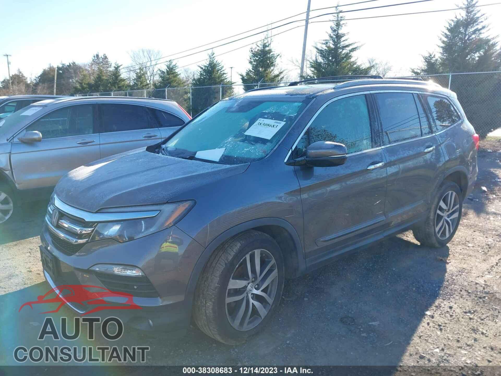 HONDA PILOT 2016 - 5FNYF6H9XGB006536