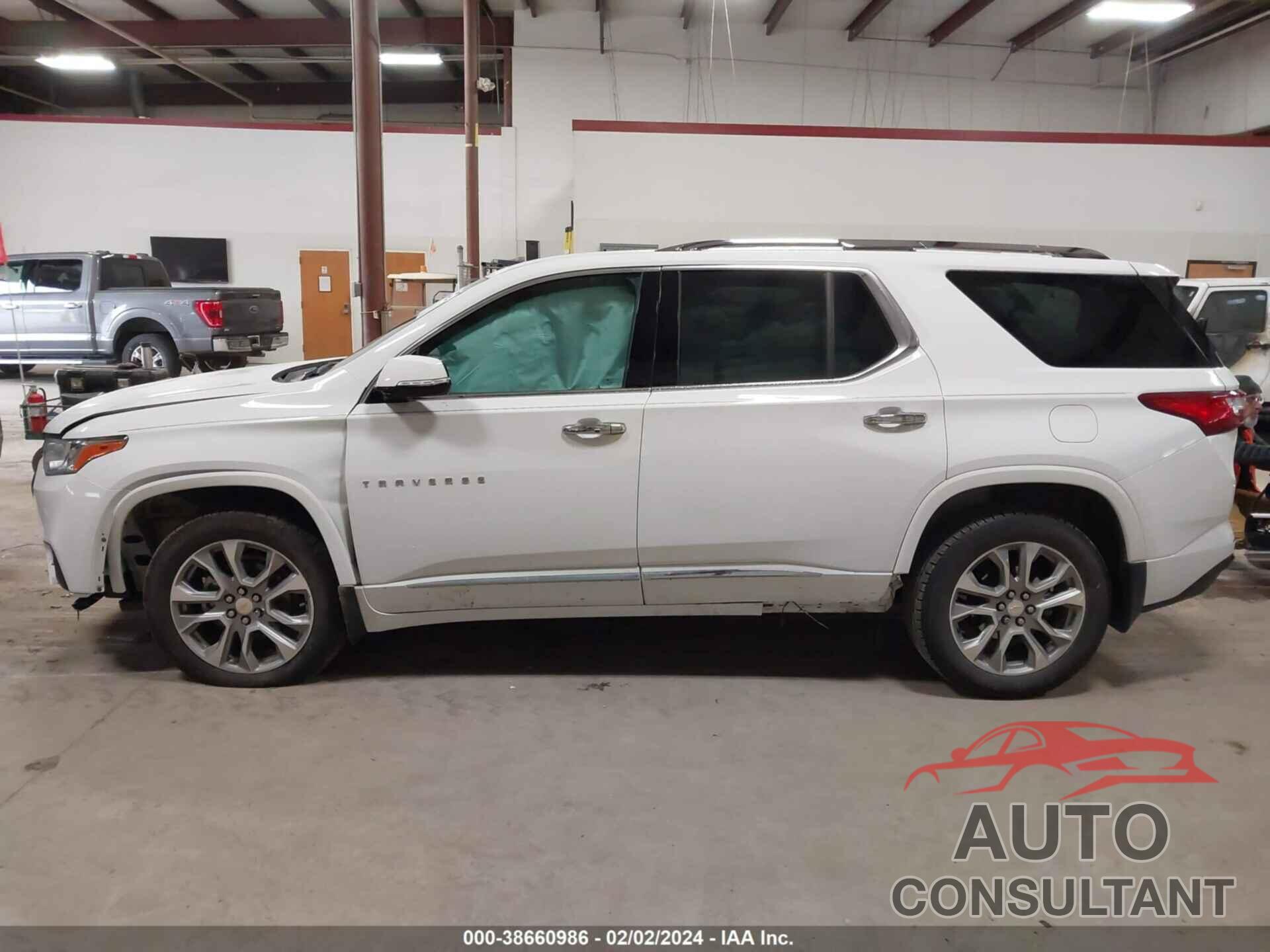 CHEVROLET TRAVERSE 2019 - 1GNEVKKWXKJ180130