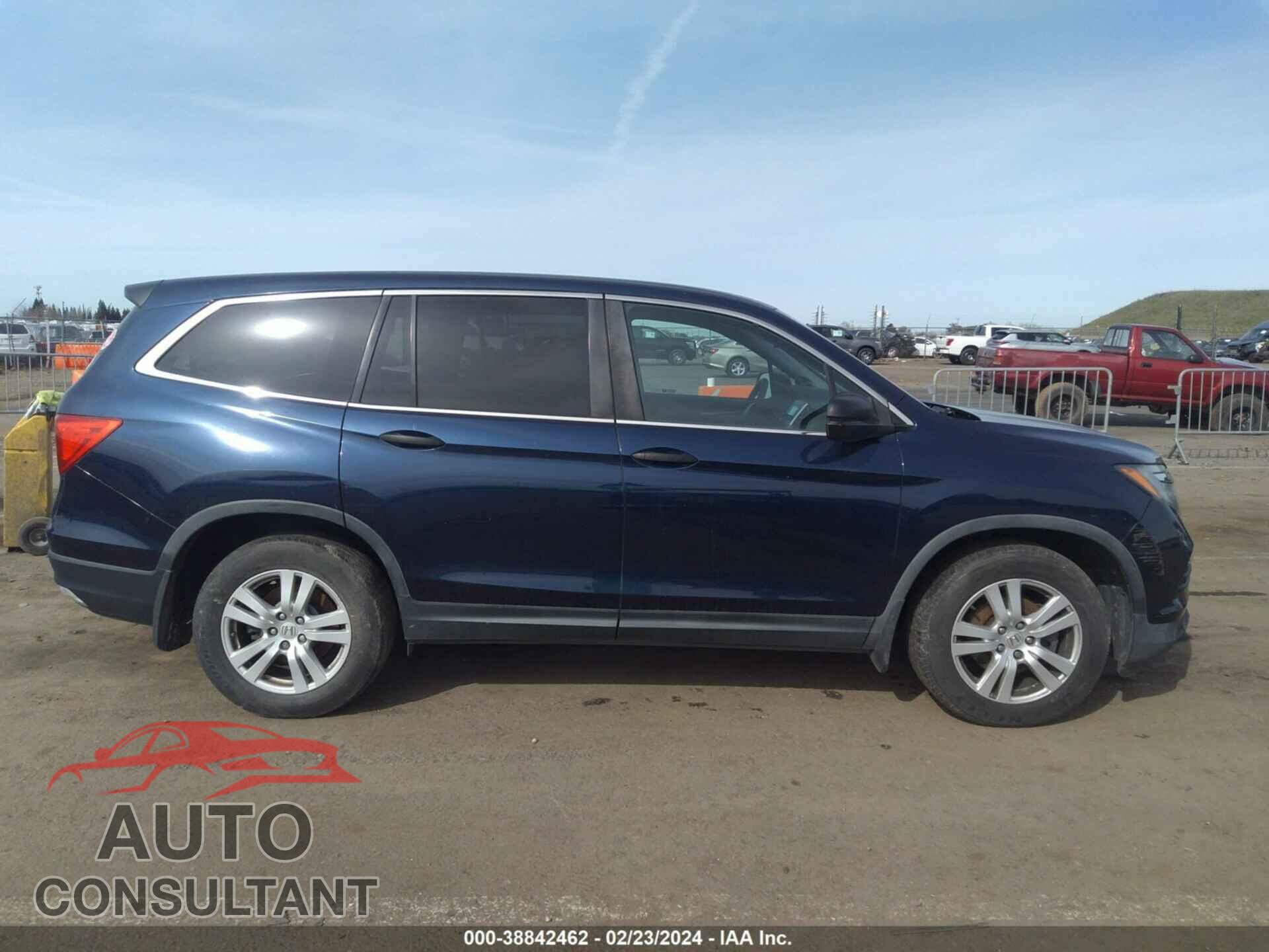 HONDA PILOT 2017 - 5FNYF5H10HB003036