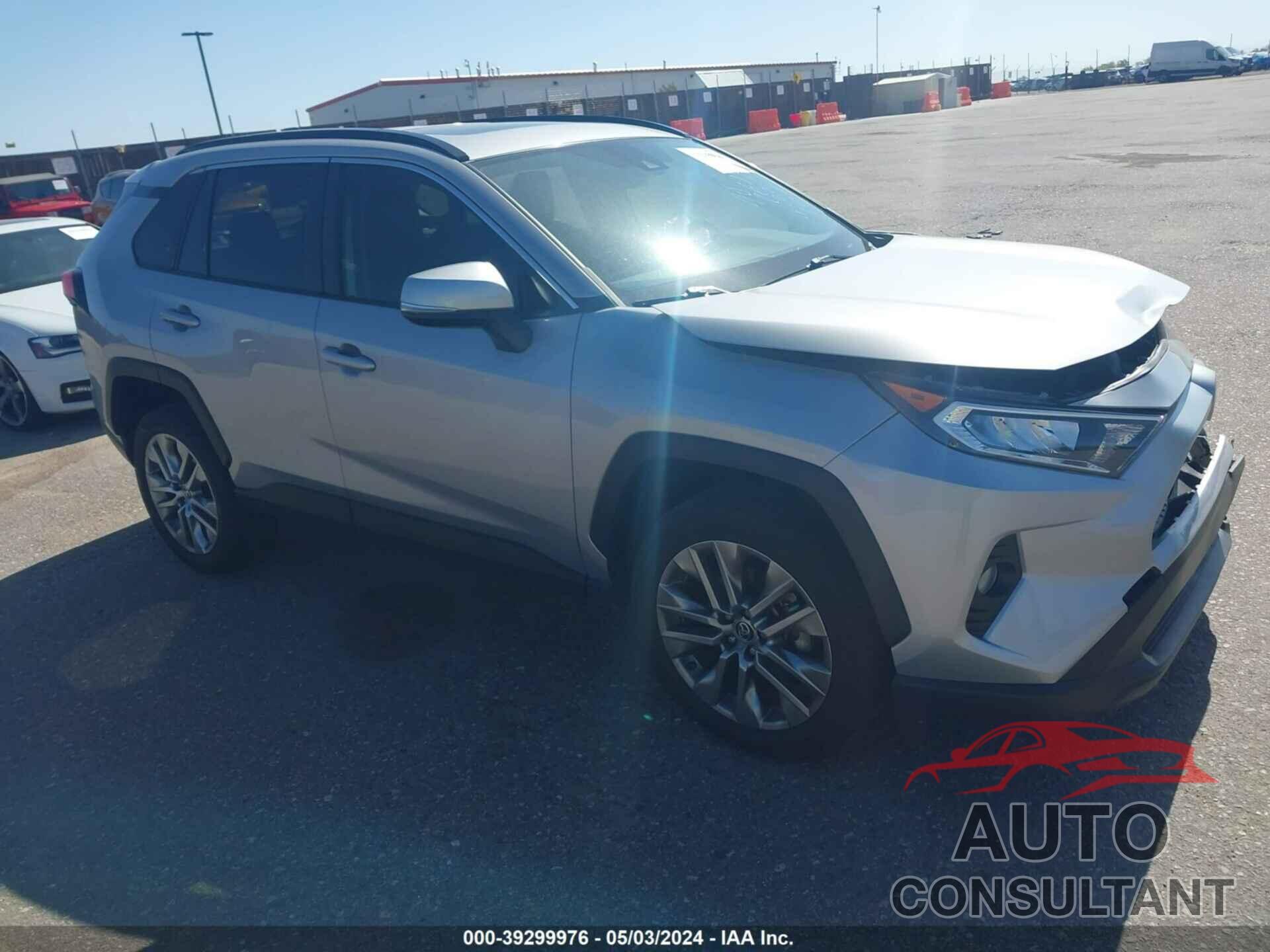 TOYOTA RAV4 2019 - JTMC1RFV3KD019168