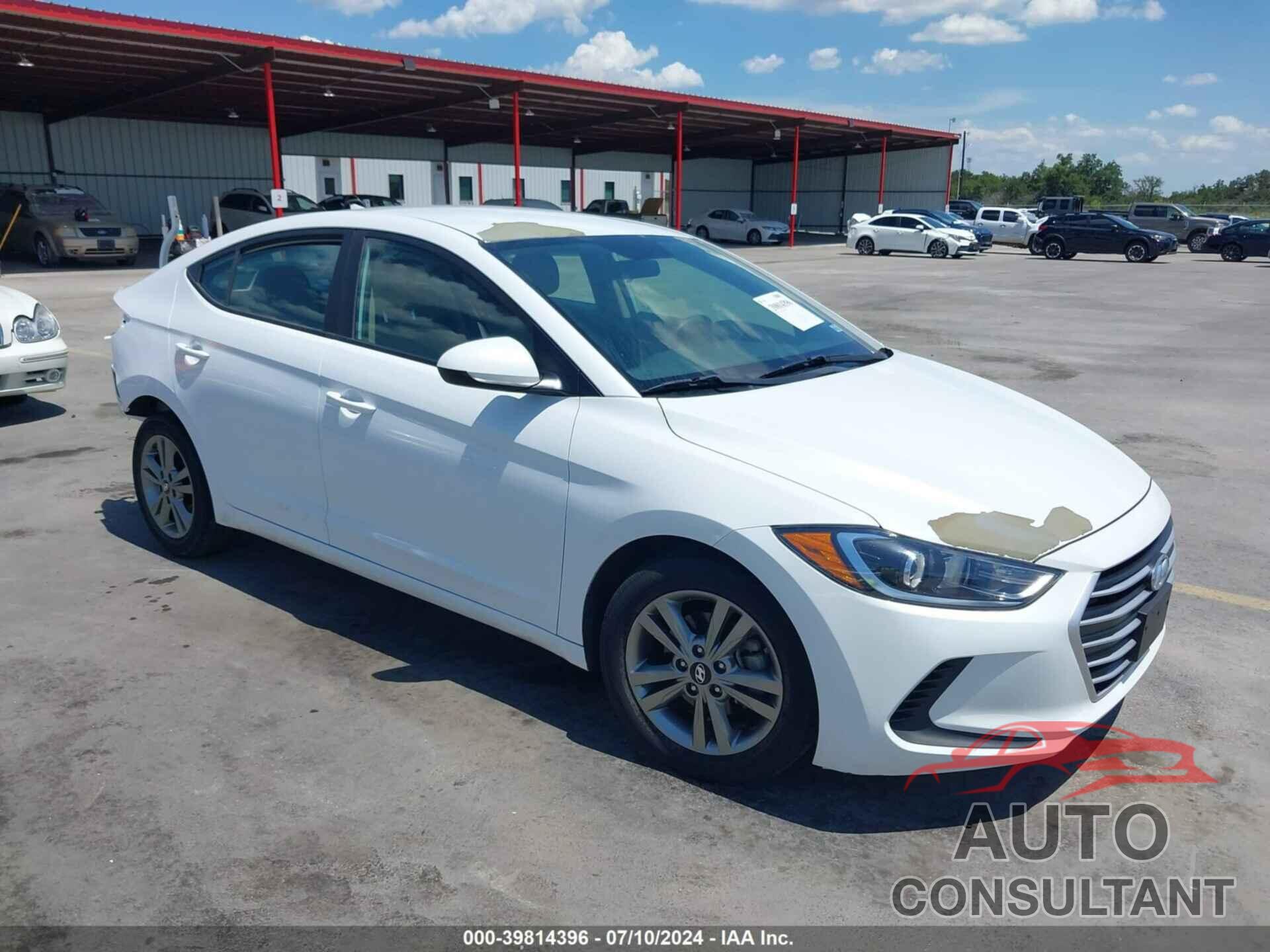 HYUNDAI ELANTRA 2018 - 5NPD84LF9JH274013