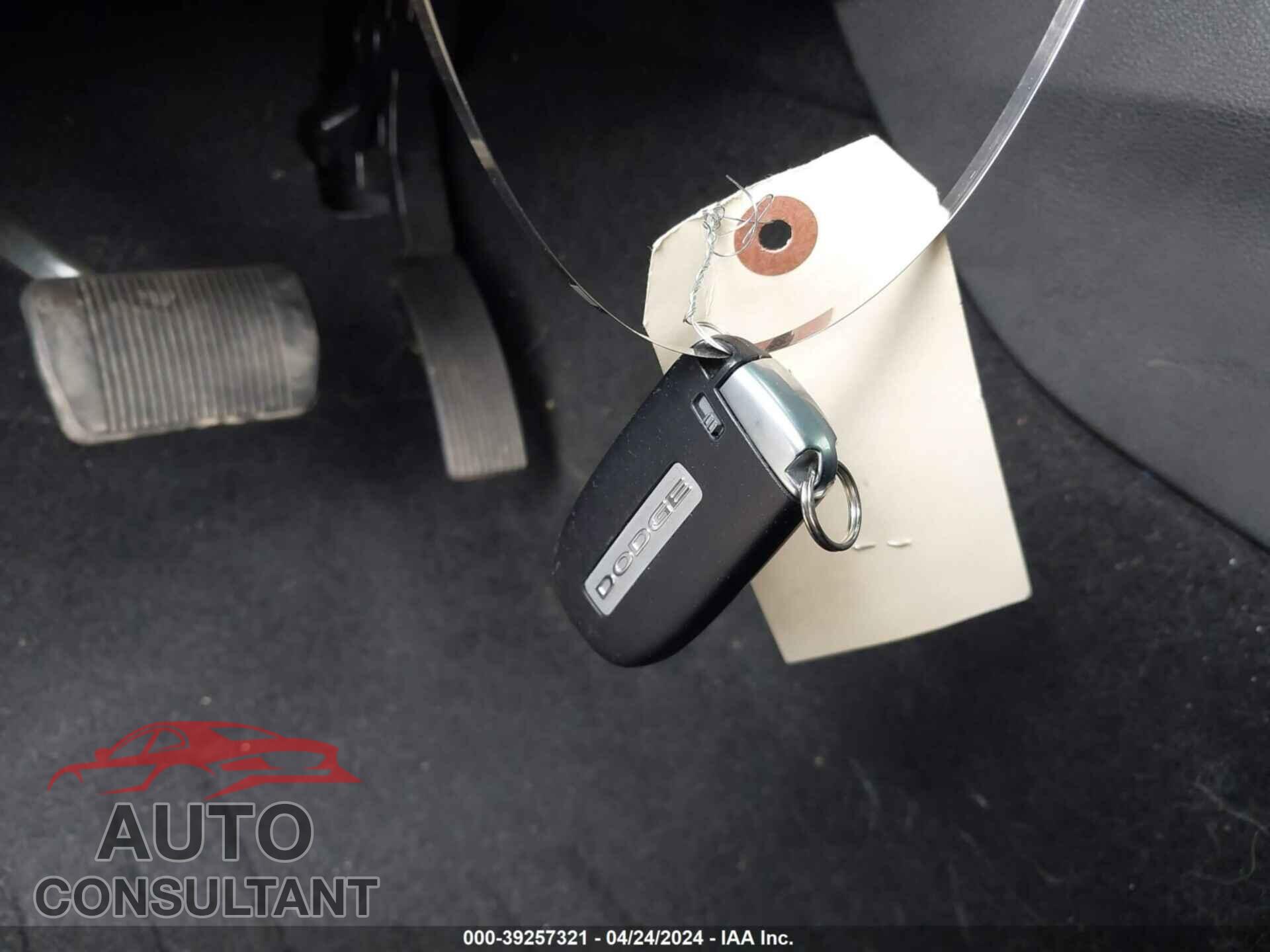 DODGE DURANGO 2021 - 1C4RDJDG9MC523613