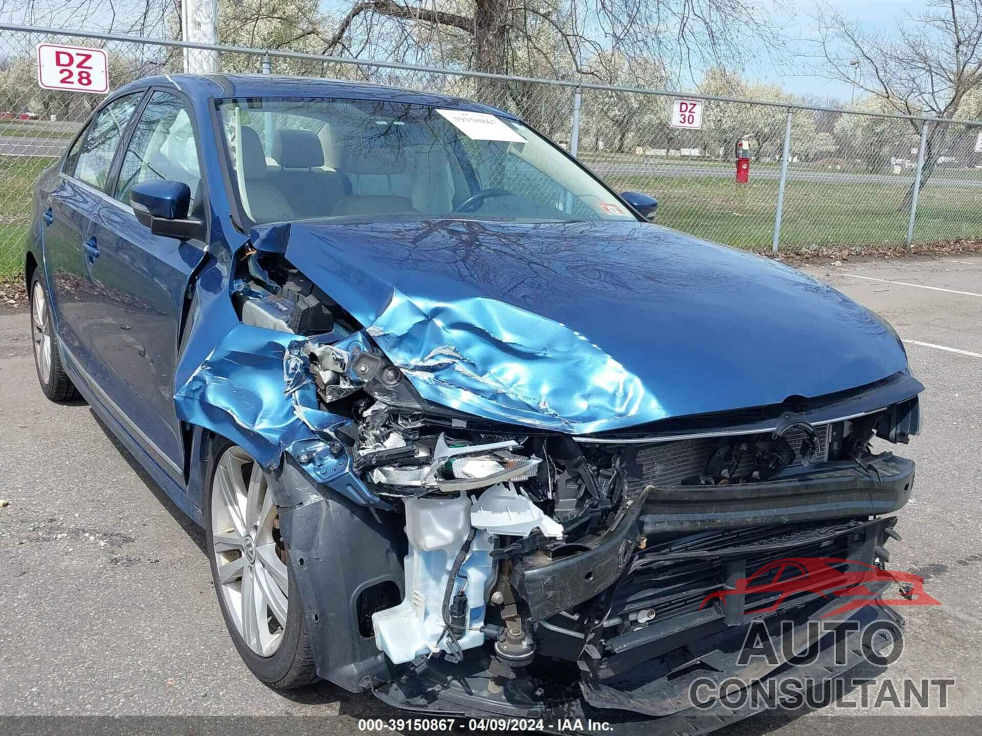 VOLKSWAGEN JETTA 2017 - 3VWL17AJ9HM378320