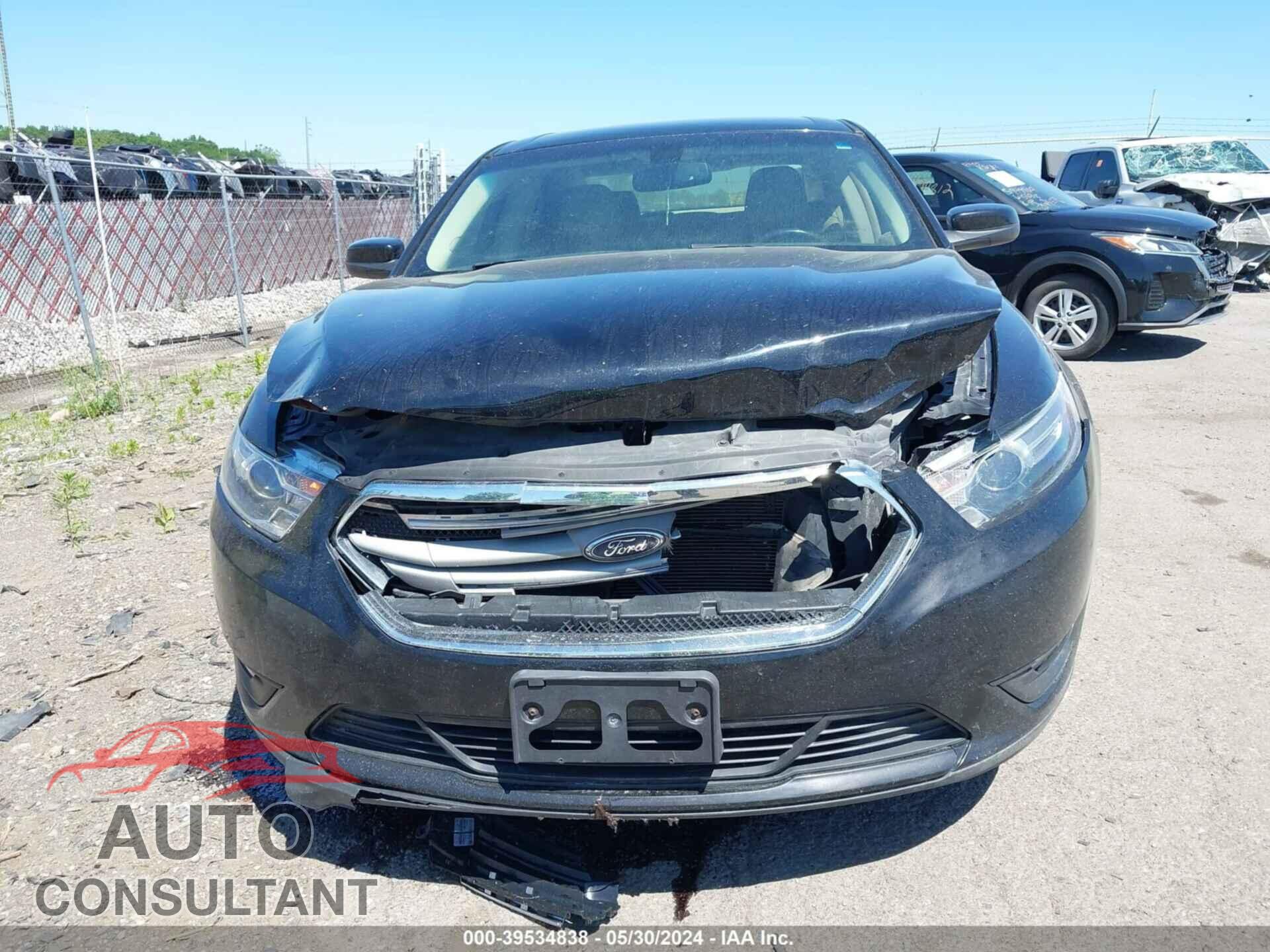 FORD TAURUS 2016 - 1FAHP2E84GG132100