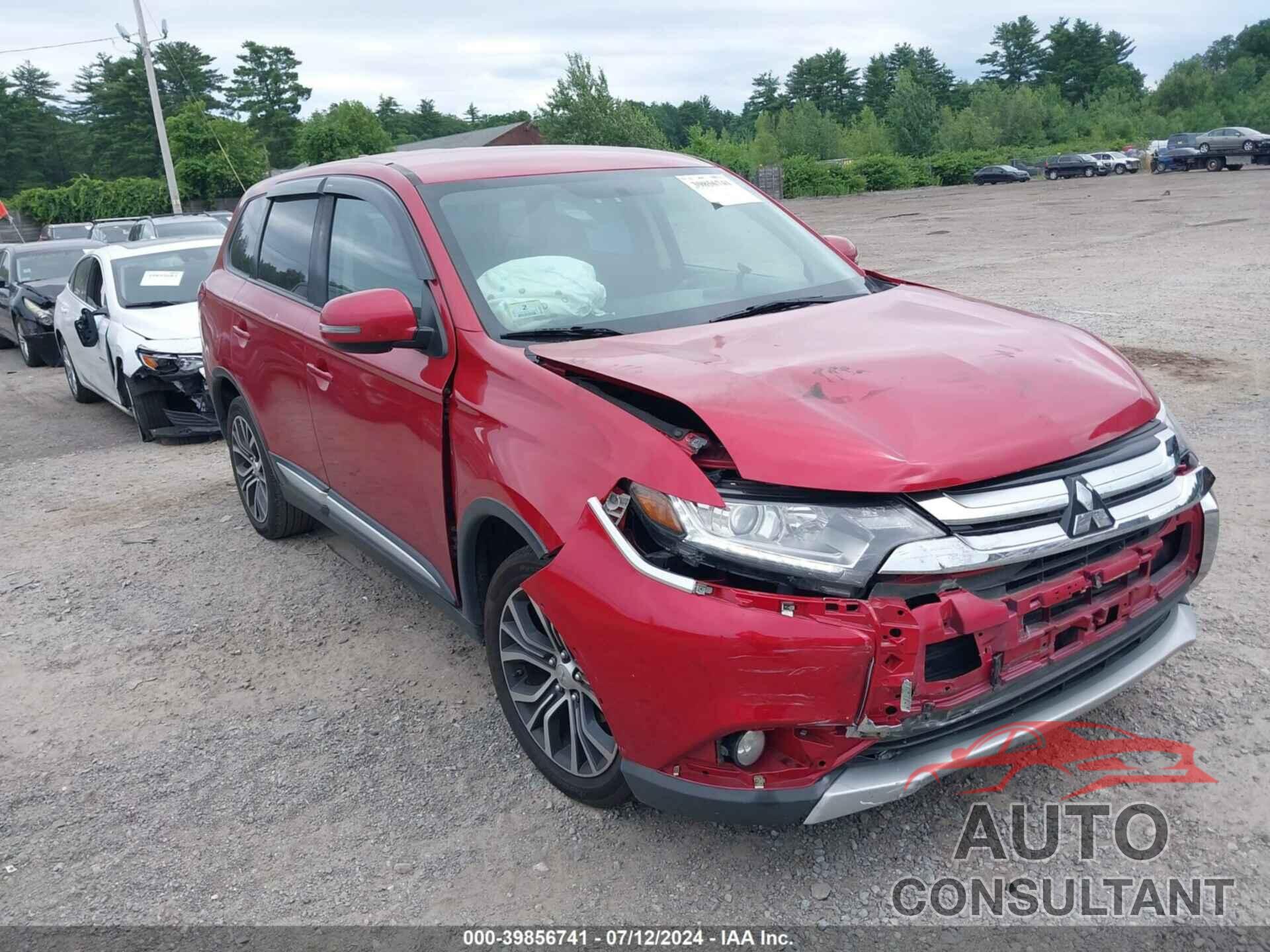 MITSUBISHI OUTLANDER 2017 - JA4AD3A33HZ022627