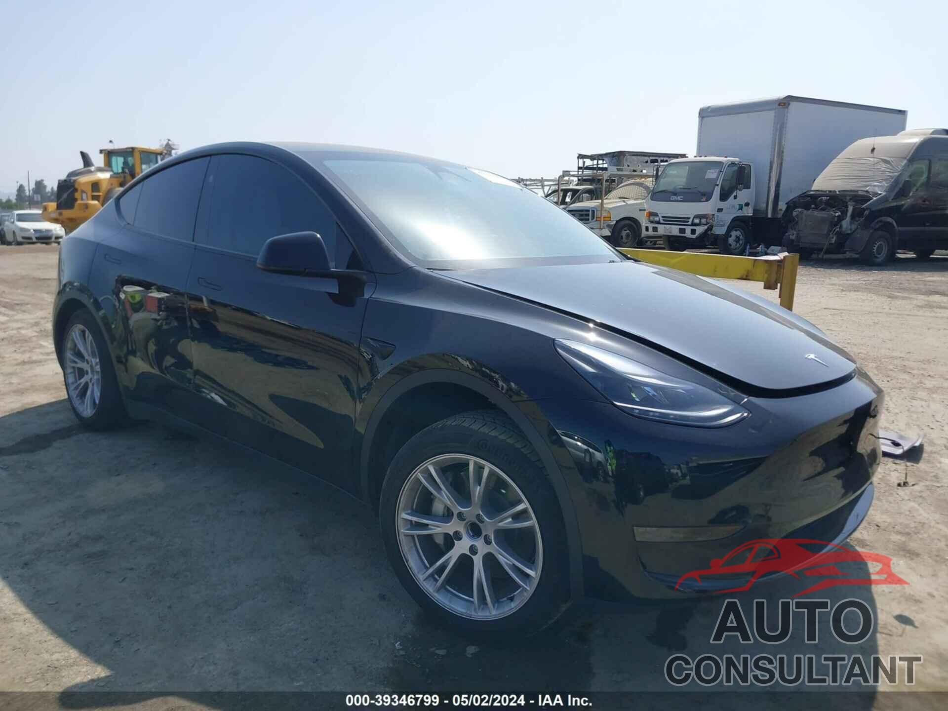 TESLA MODEL Y 2024 - 7SAYGDED1RF033785