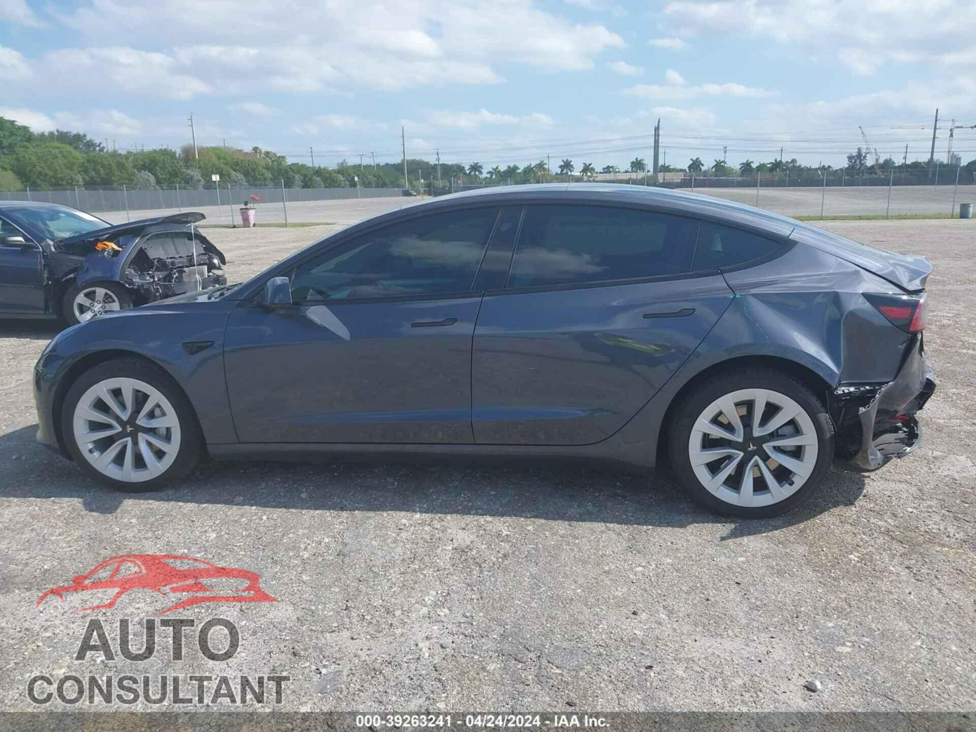 TESLA MODEL 3 2023 - 5YJ3E1EA8PF422955