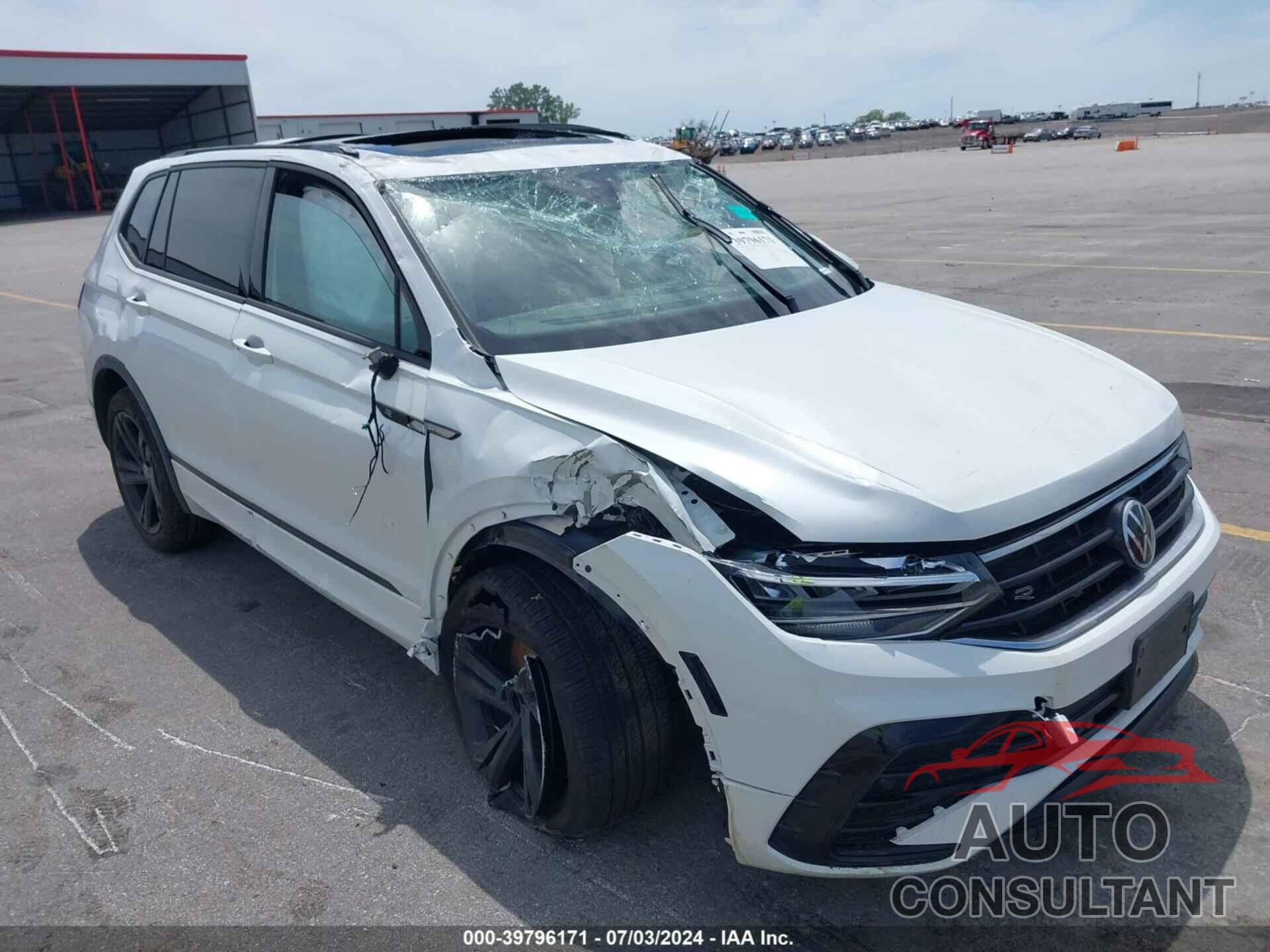 VOLKSWAGEN TIGUAN 2023 - 3VV8B7AX4PM072961