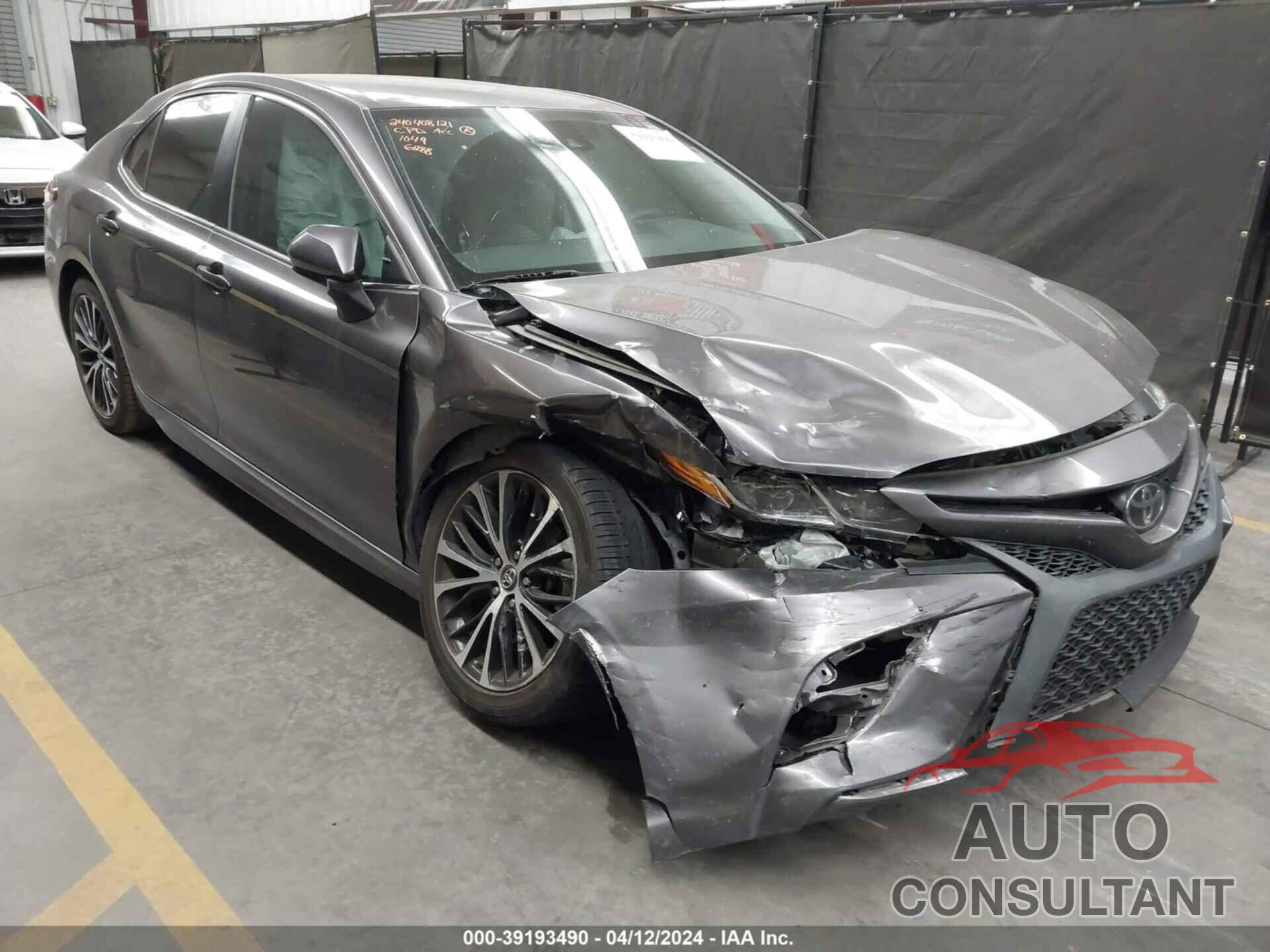 TOYOTA CAMRY 2019 - 4T1B11HK0KU686288