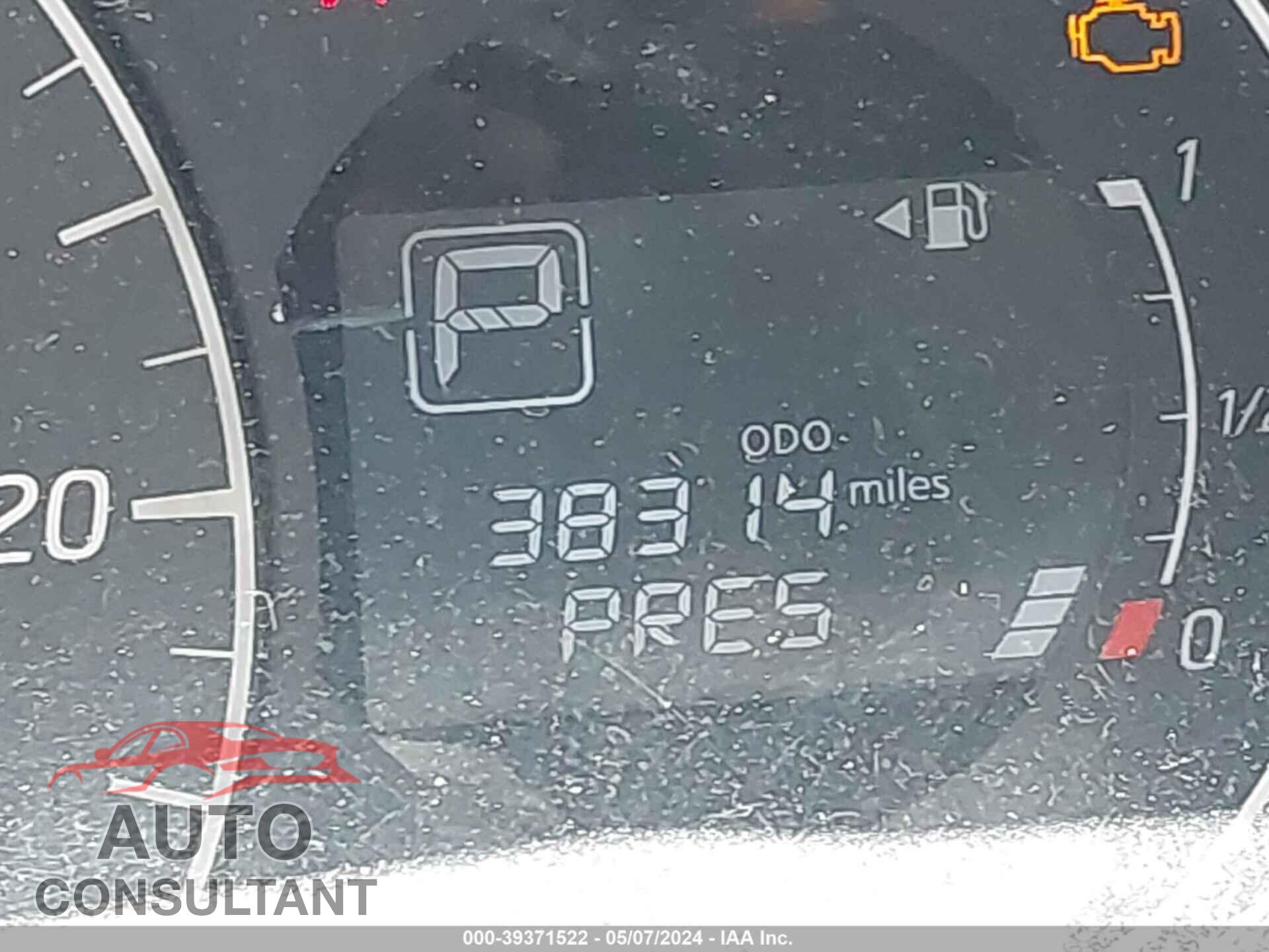 NISSAN VERSA NOTE 2017 - 3N1CE2CP8HL365613