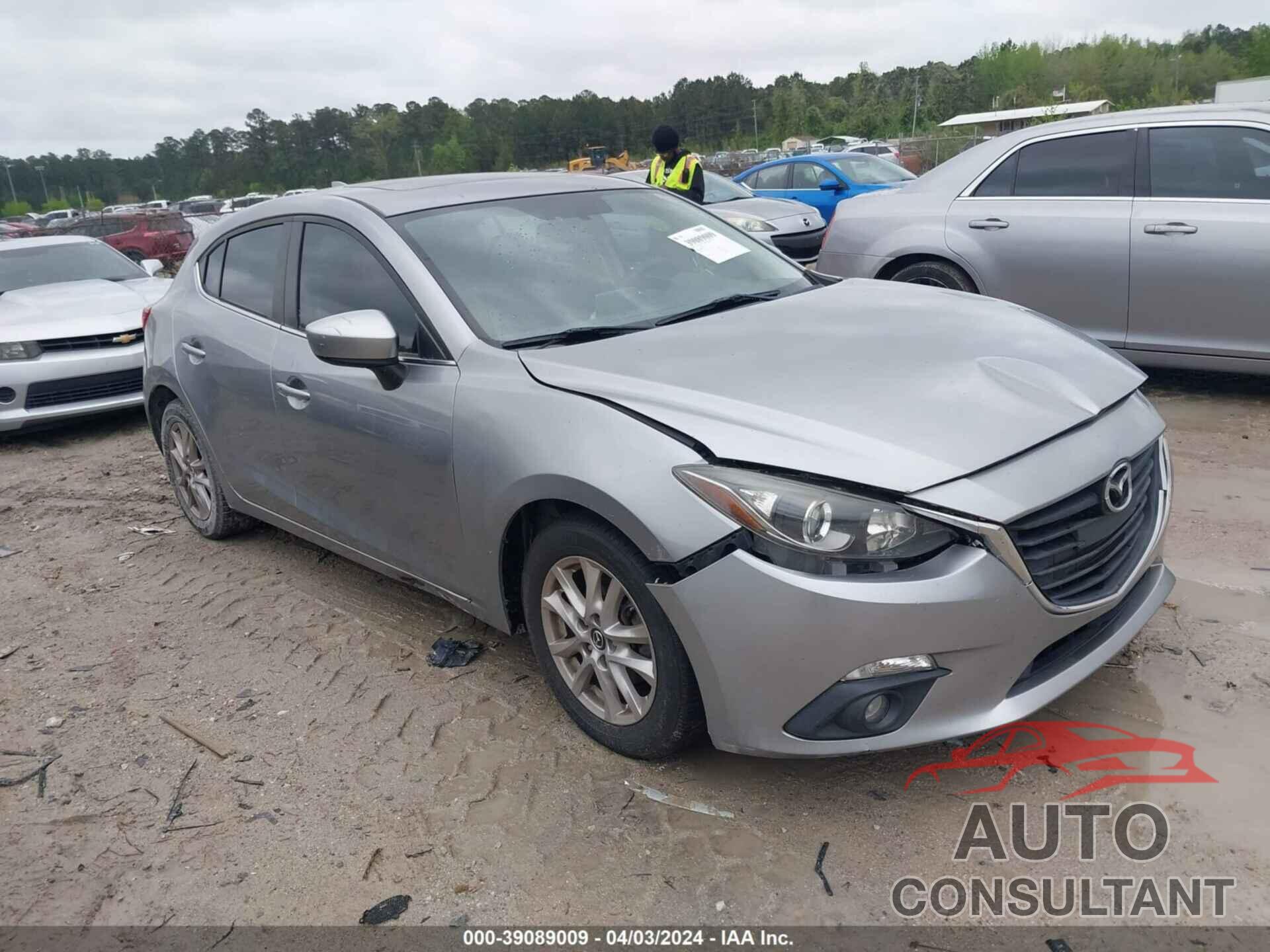 MAZDA MAZDA3 2016 - JM1BM1N79G1329471