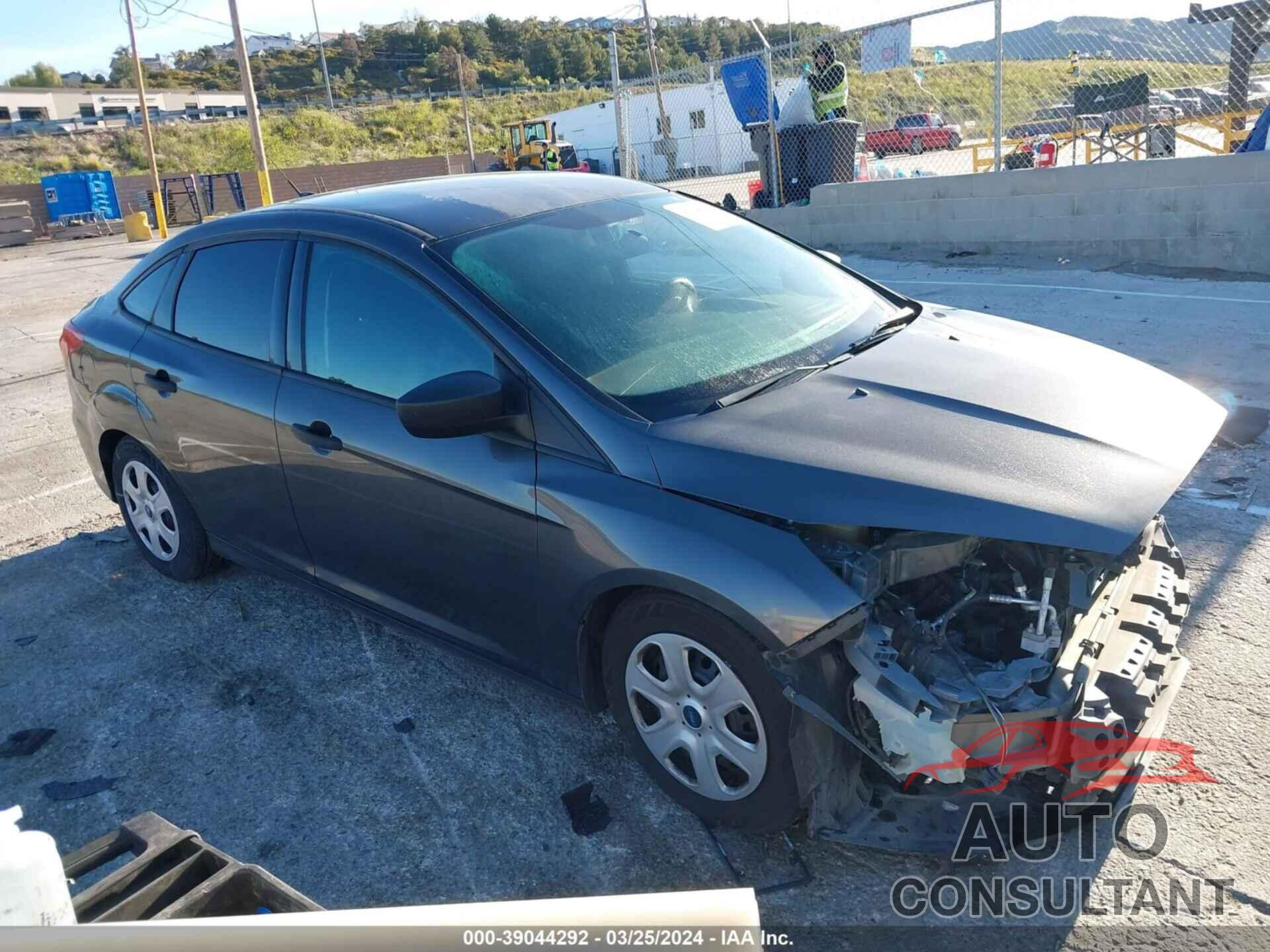 FORD FOCUS 2016 - 1FADP3E2XGL258517