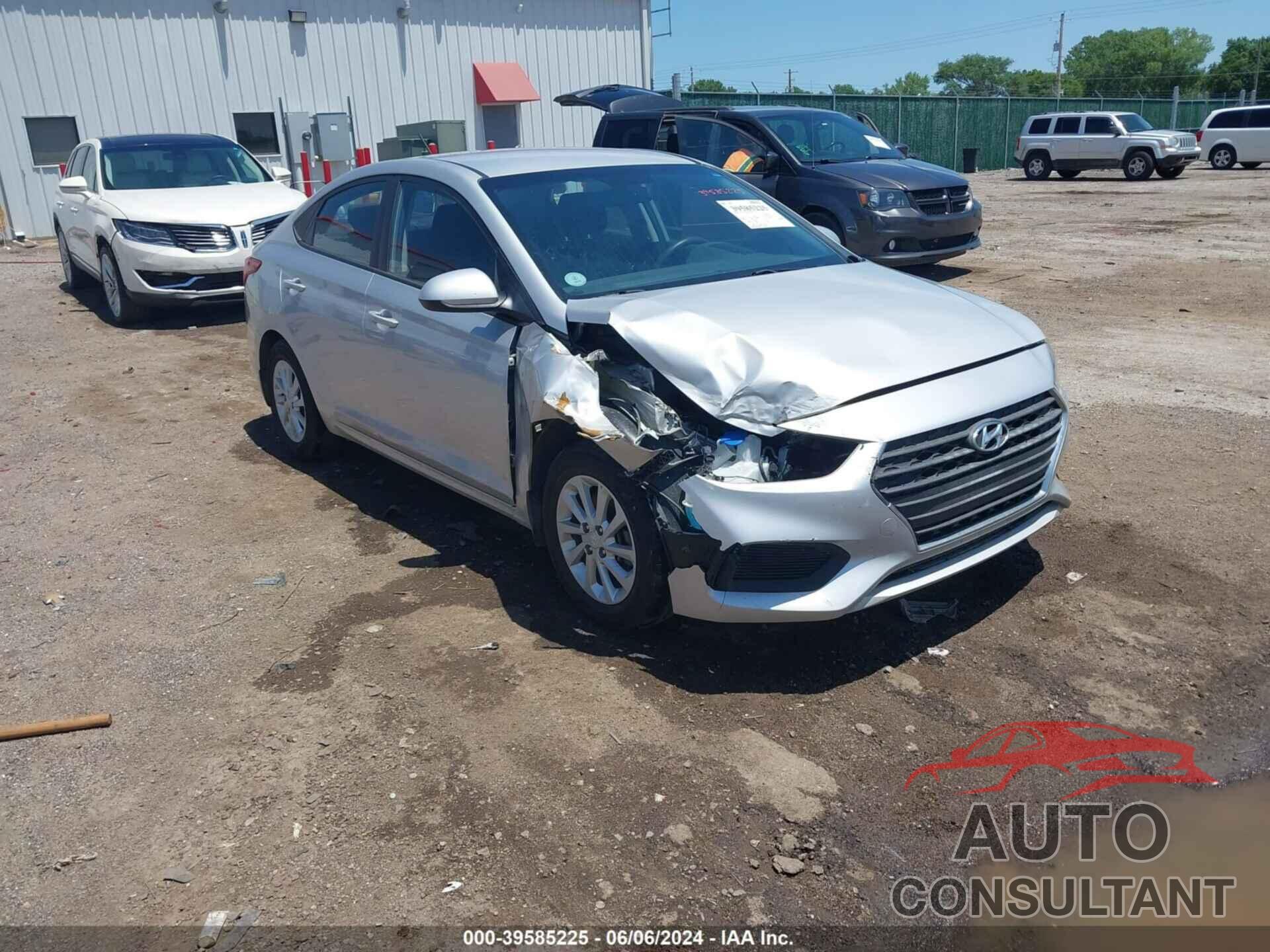 HYUNDAI ACCENT 2018 - 3KPC24A34JE029274