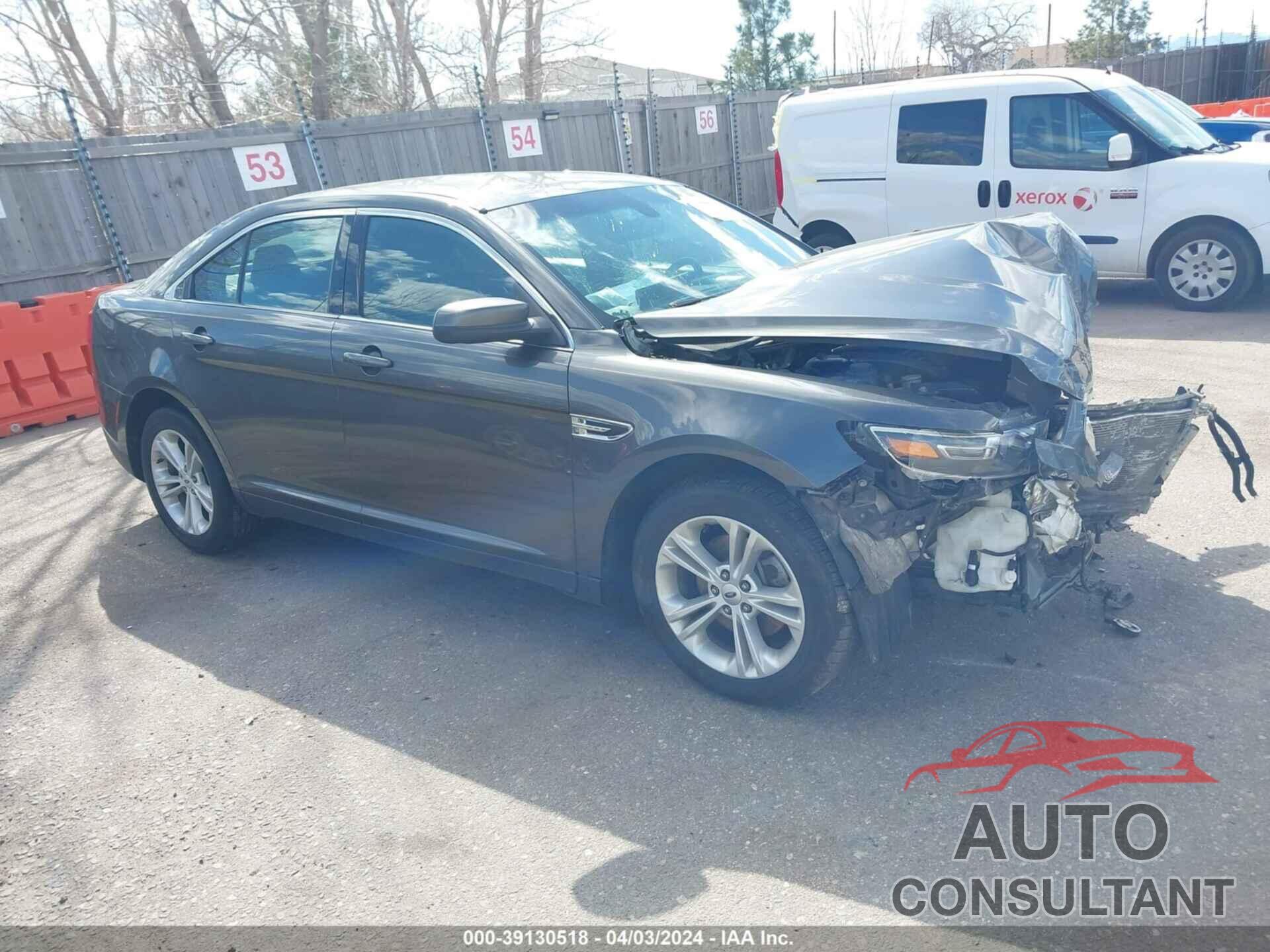 FORD TAURUS 2018 - 1FAHP2E89JG132214