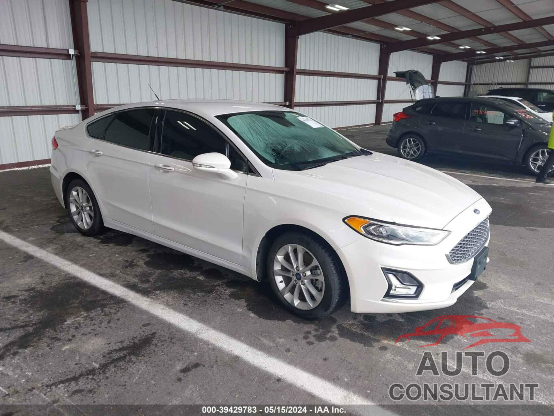 FORD FUSION ENERGI 2019 - 3FA6P0SU3KR248581