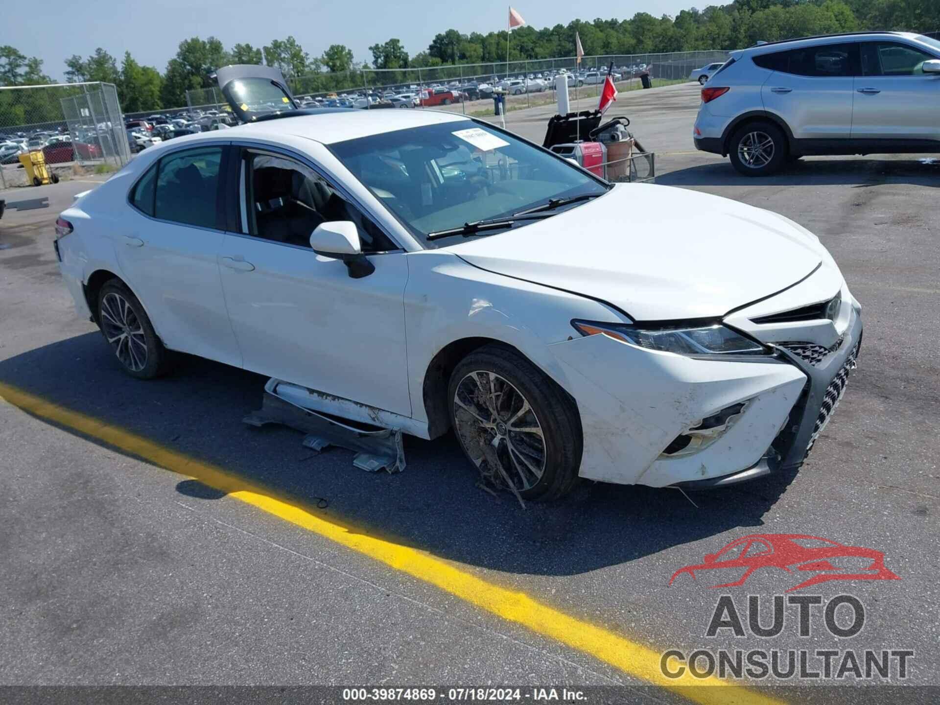 TOYOTA CAMRY 2020 - 4T1G11AK8LU345660