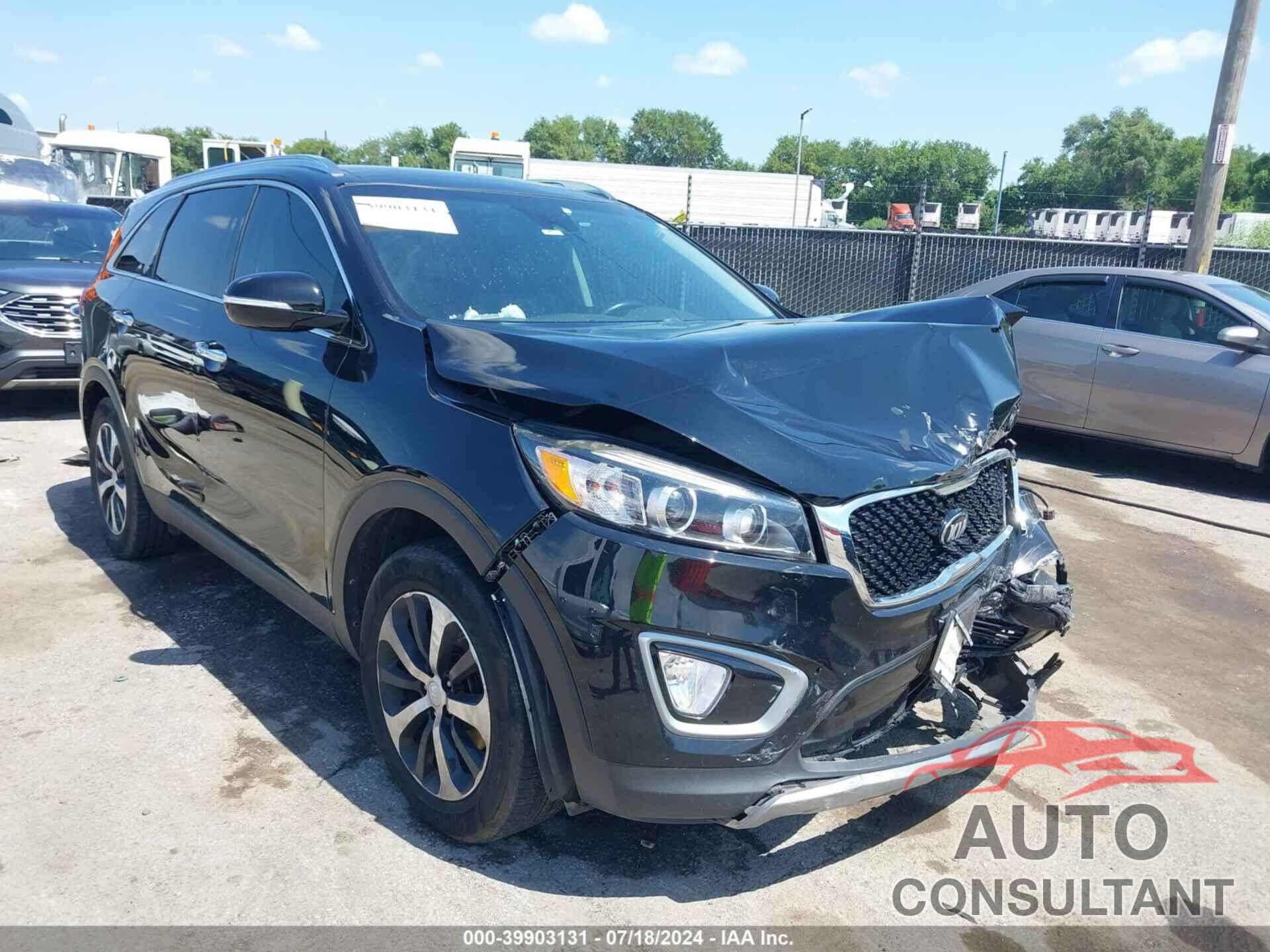 KIA SORENTO 2018 - 5XYPH4A54JG368332