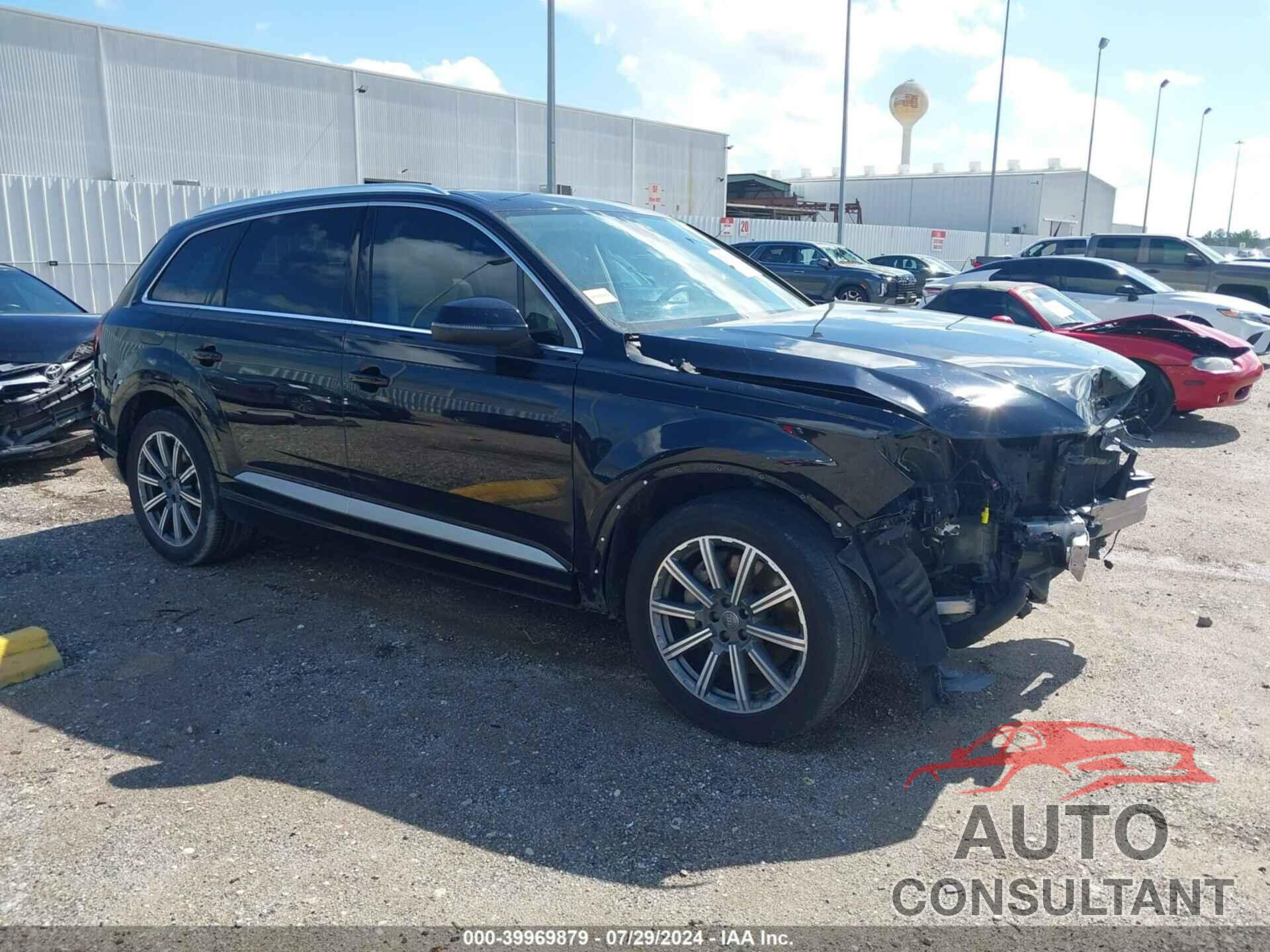 AUDI Q7 2018 - WA1LHAF72JD027138