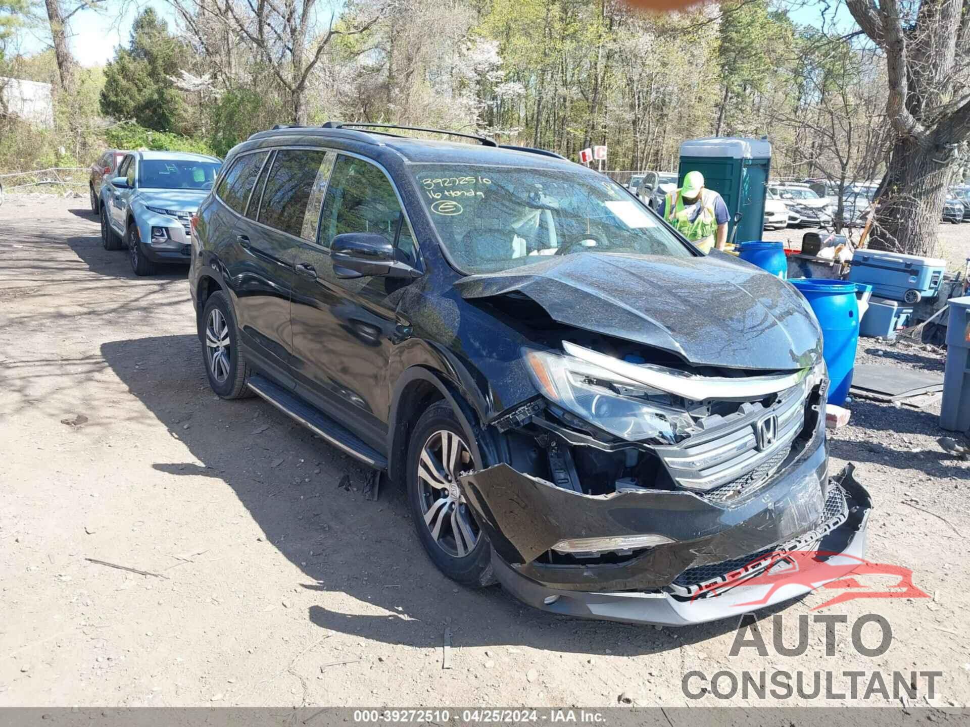 HONDA PILOT 2016 - 5FNYF6H53GB017357