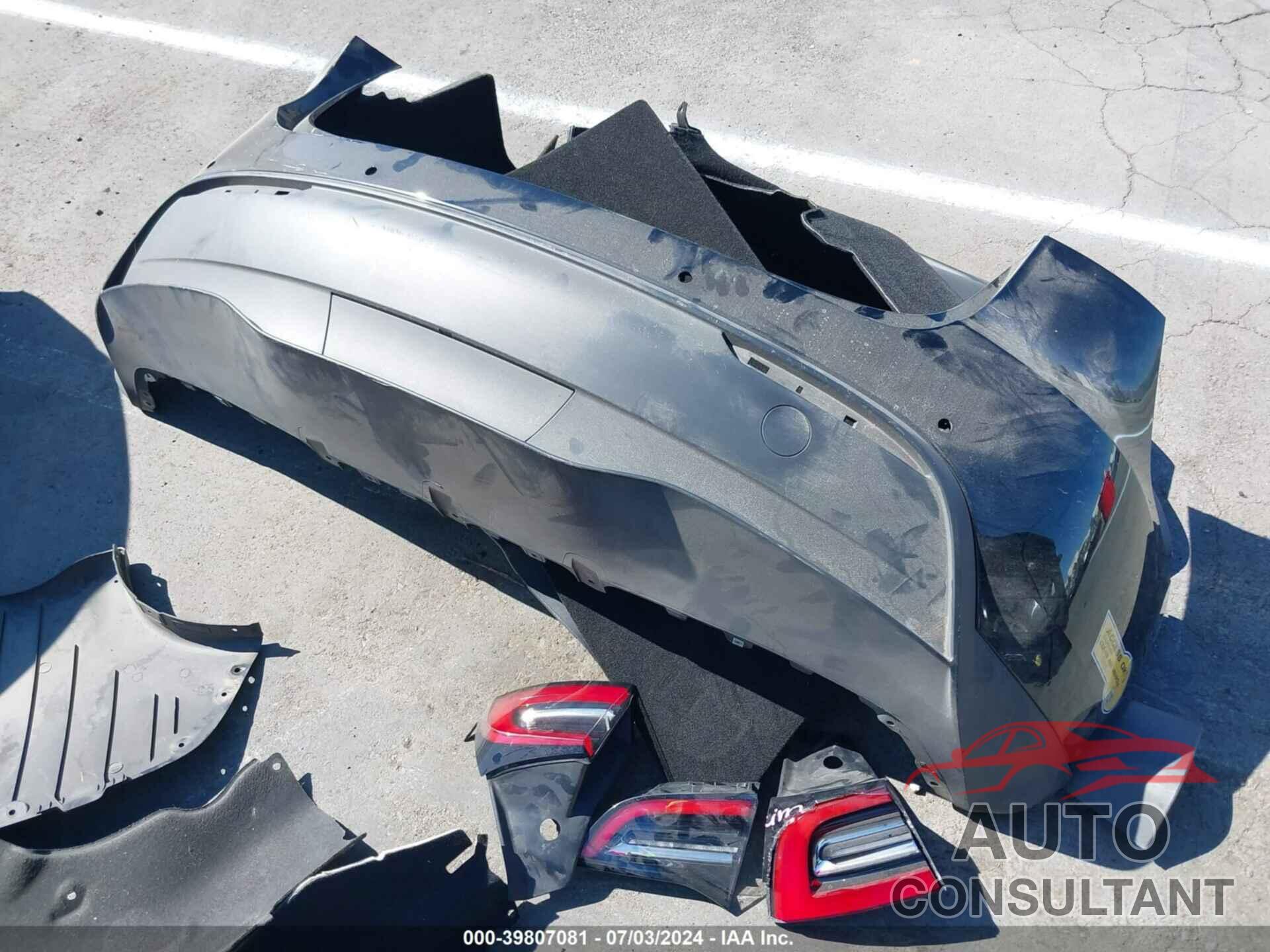 TESLA MODEL Y 2022 - 7SAYGDEE7NF514224