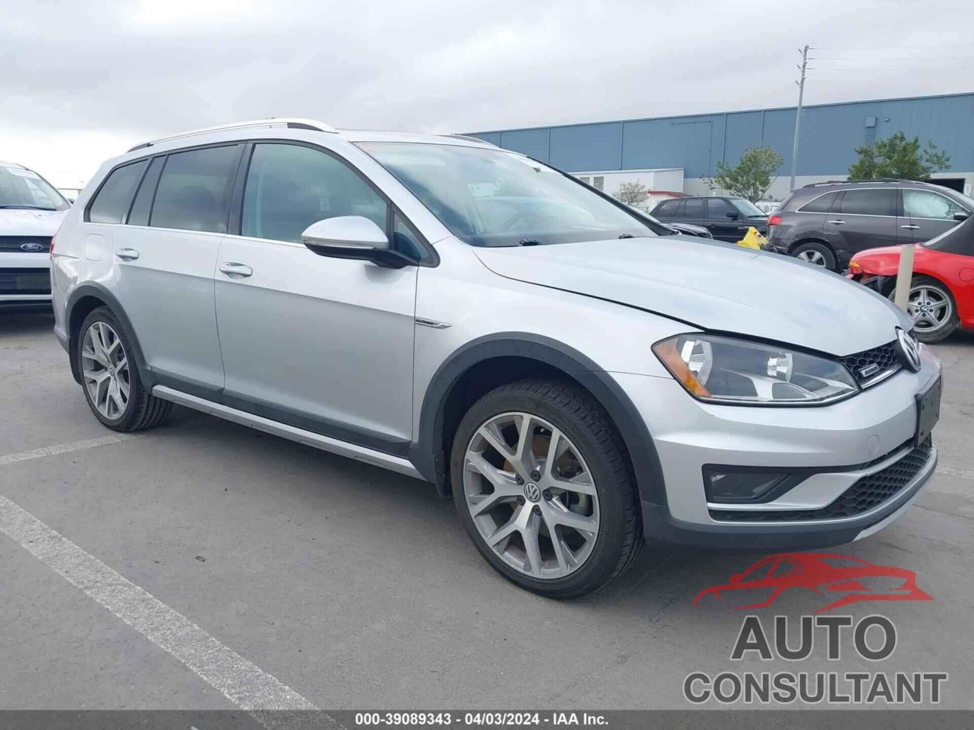 VOLKSWAGEN GOLF ALLTRACK 2017 - 3VWH17AUXHM520951