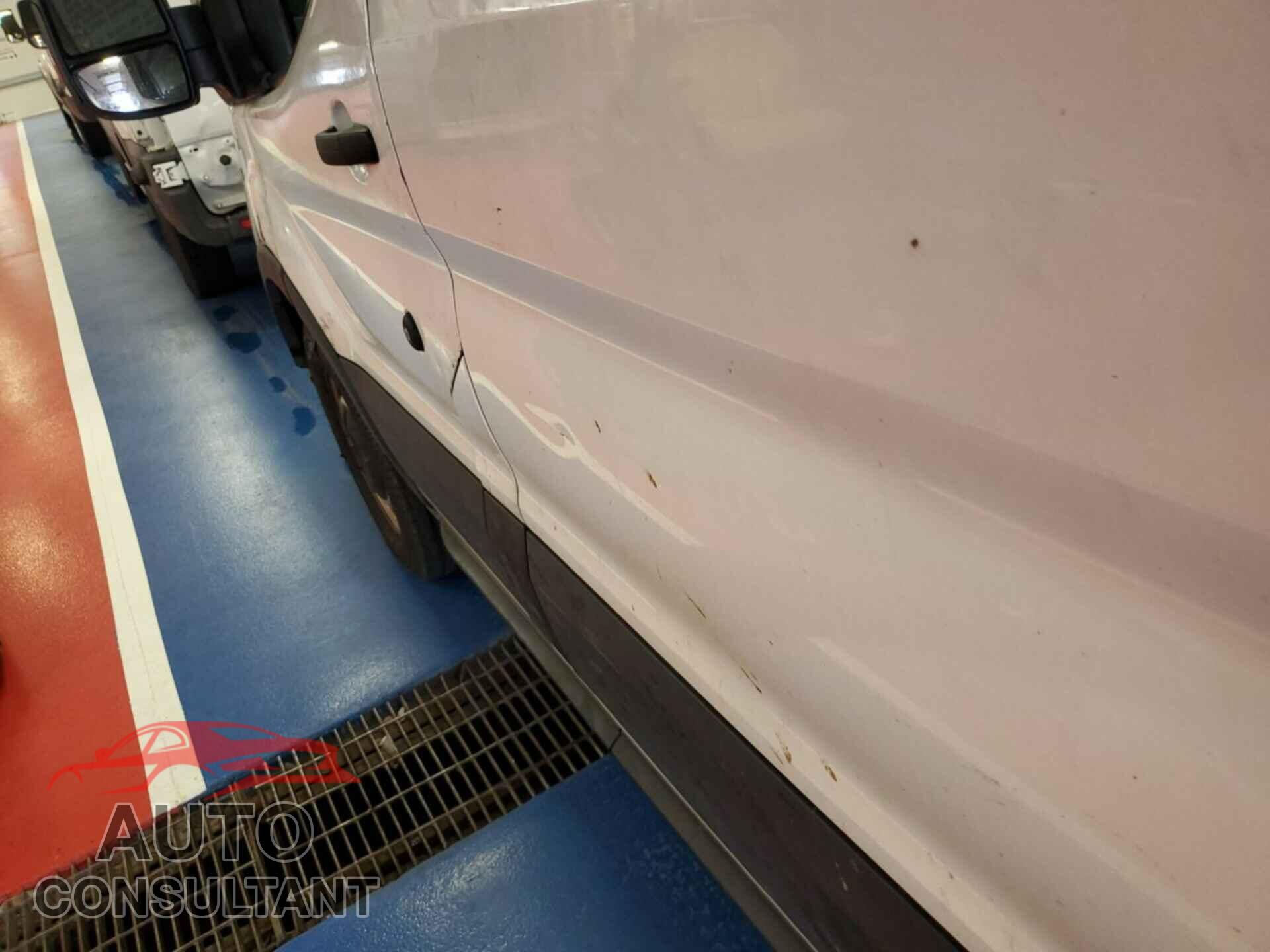 FORD TRANSIT 2019 - 1FTYR2CM1KKA76790