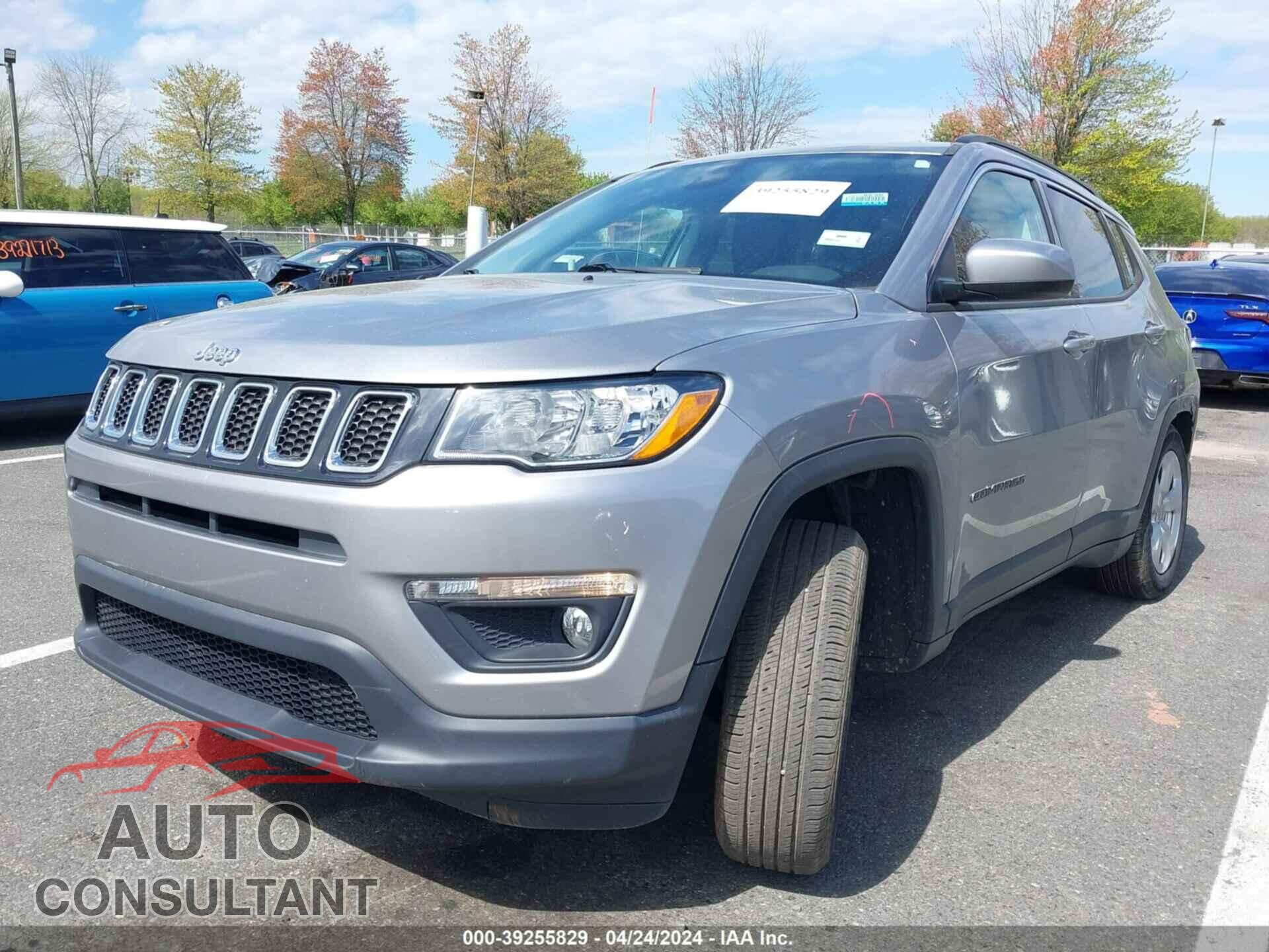 JEEP COMPASS 2018 - 3C4NJDBB5JT259127