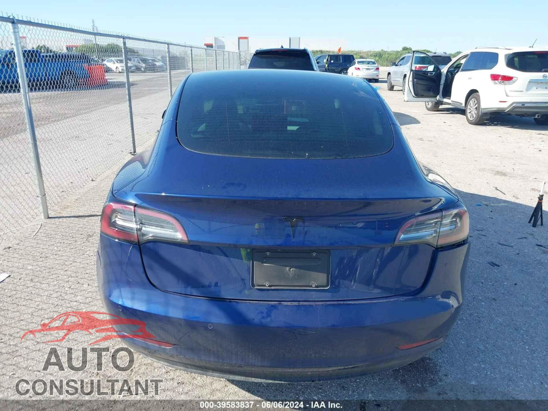TESLA MODEL 3 2021 - 5YJ3E1EA4MF978708