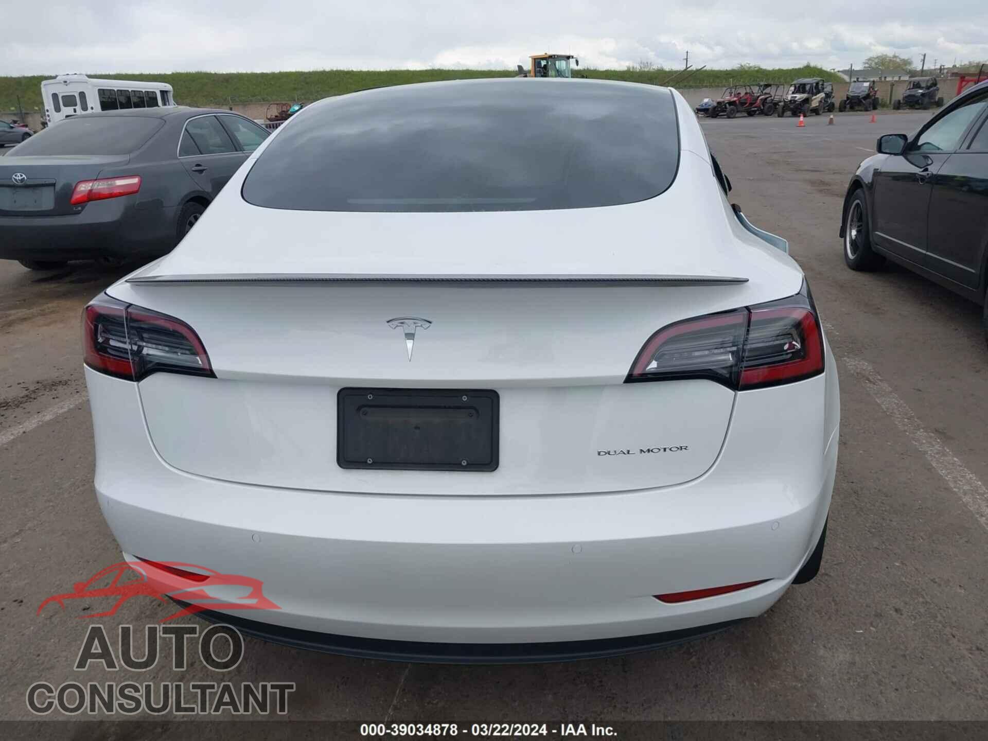 TESLA MODEL 3 2021 - 5YJ3E1EB6MF033087