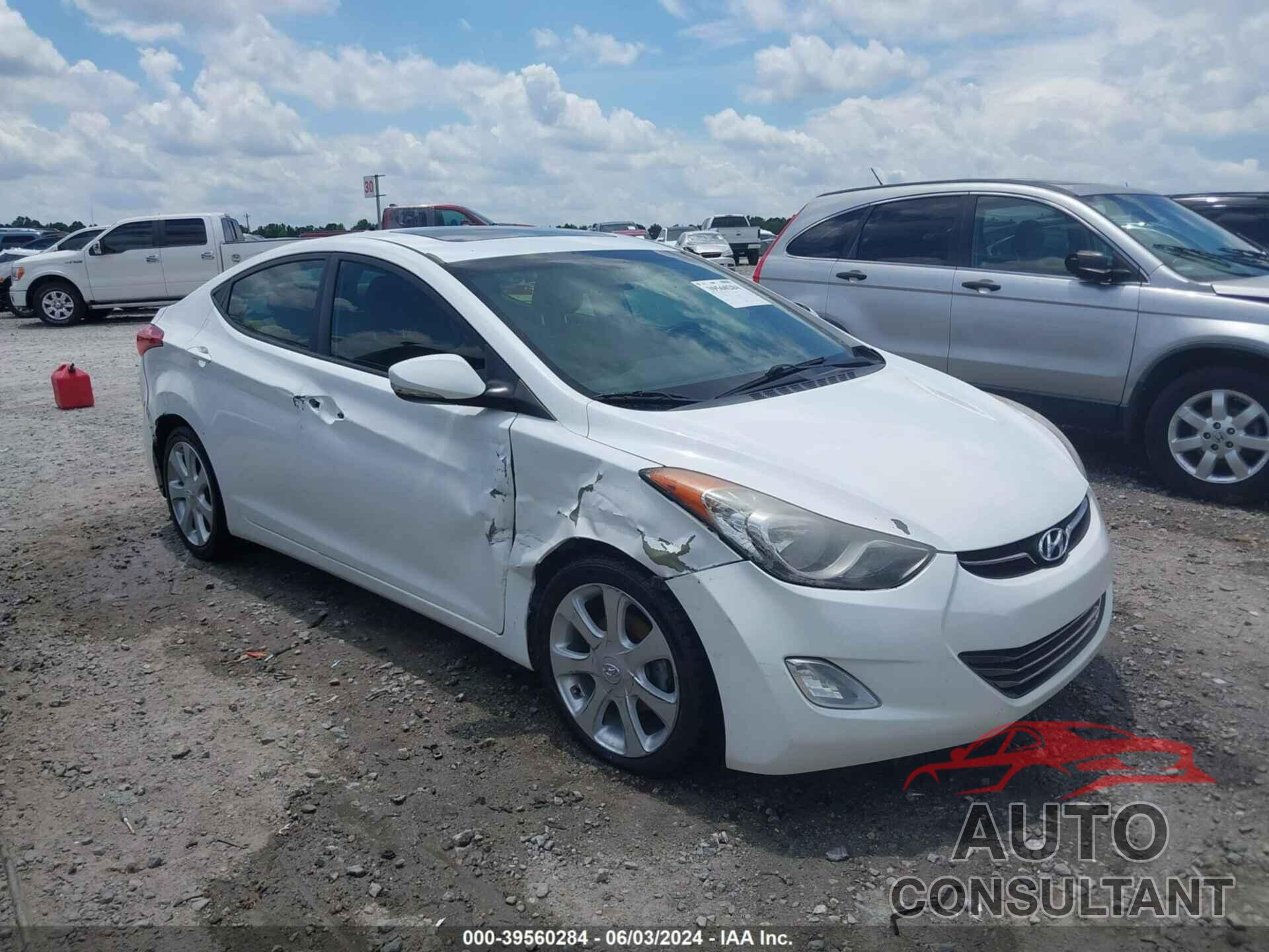 HYUNDAI ELANTRA 2013 - 5NPDH4AE4DH420946