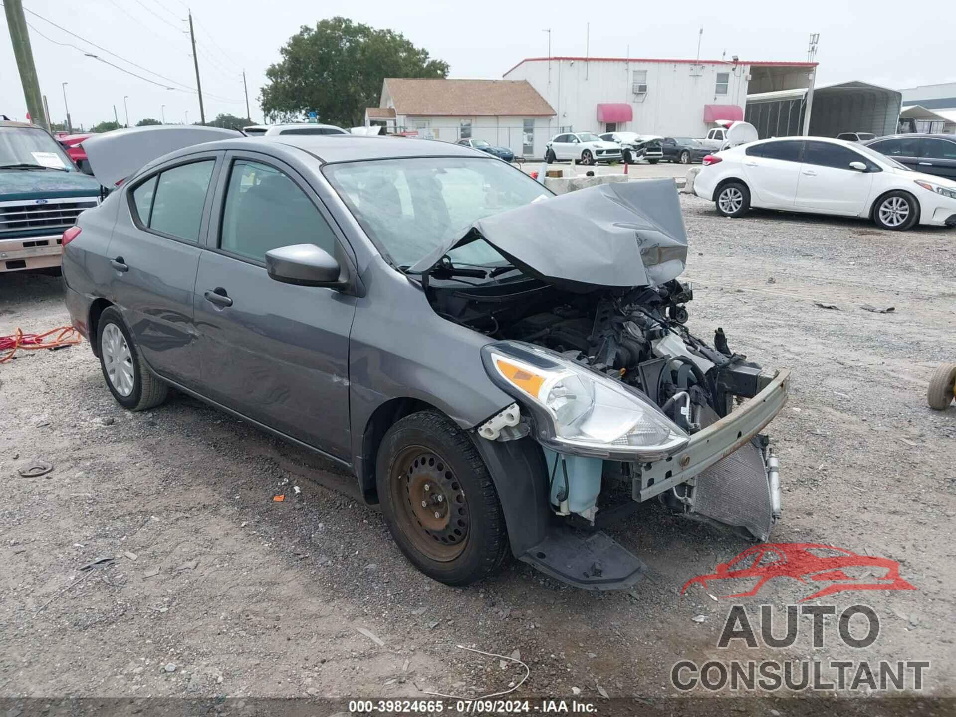 NISSAN VERSA 2017 - 3N1CN7AP5HL821406