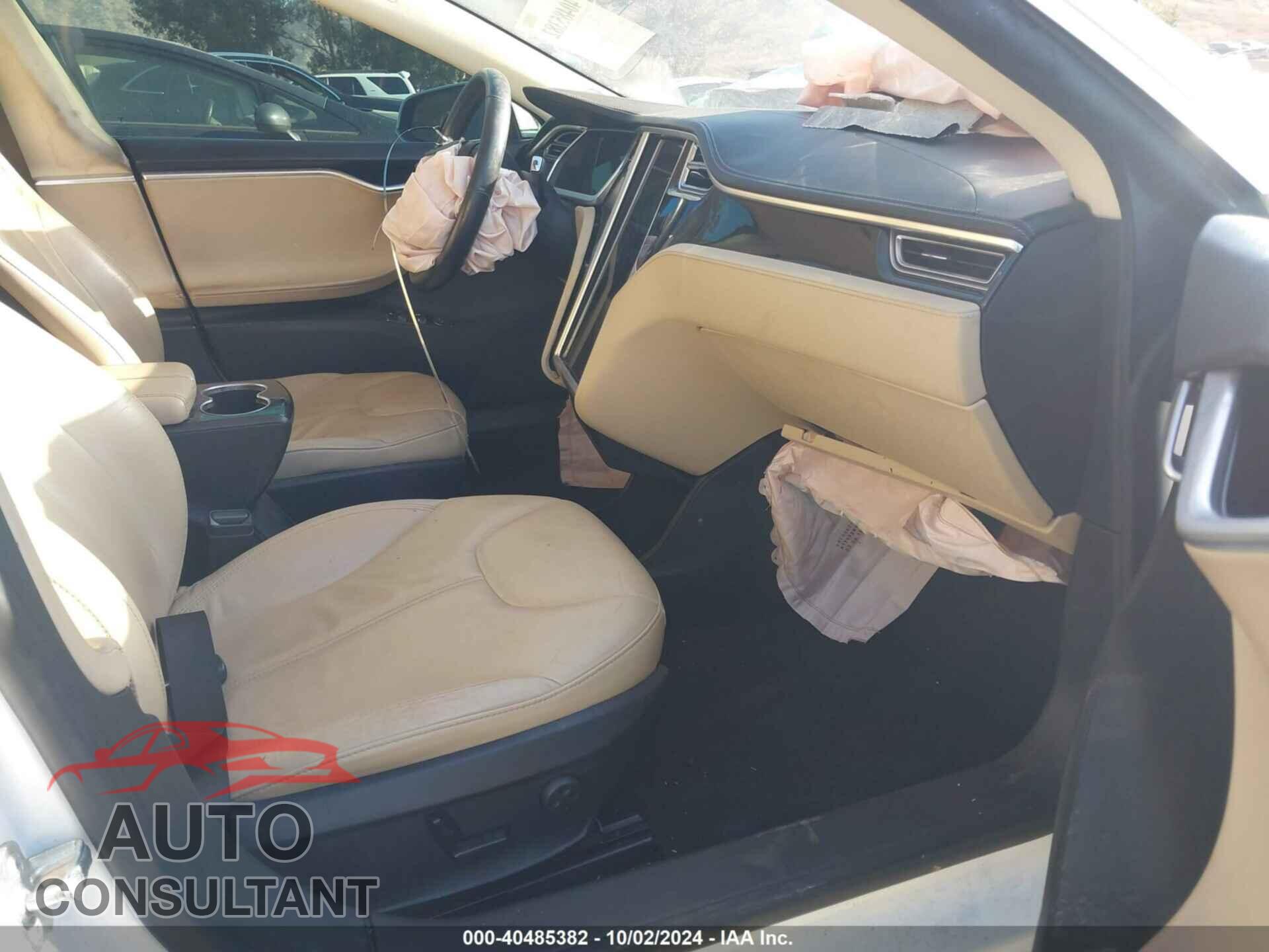 TESLA MODEL S 2013 - 5YJSA1CN1DFP22331