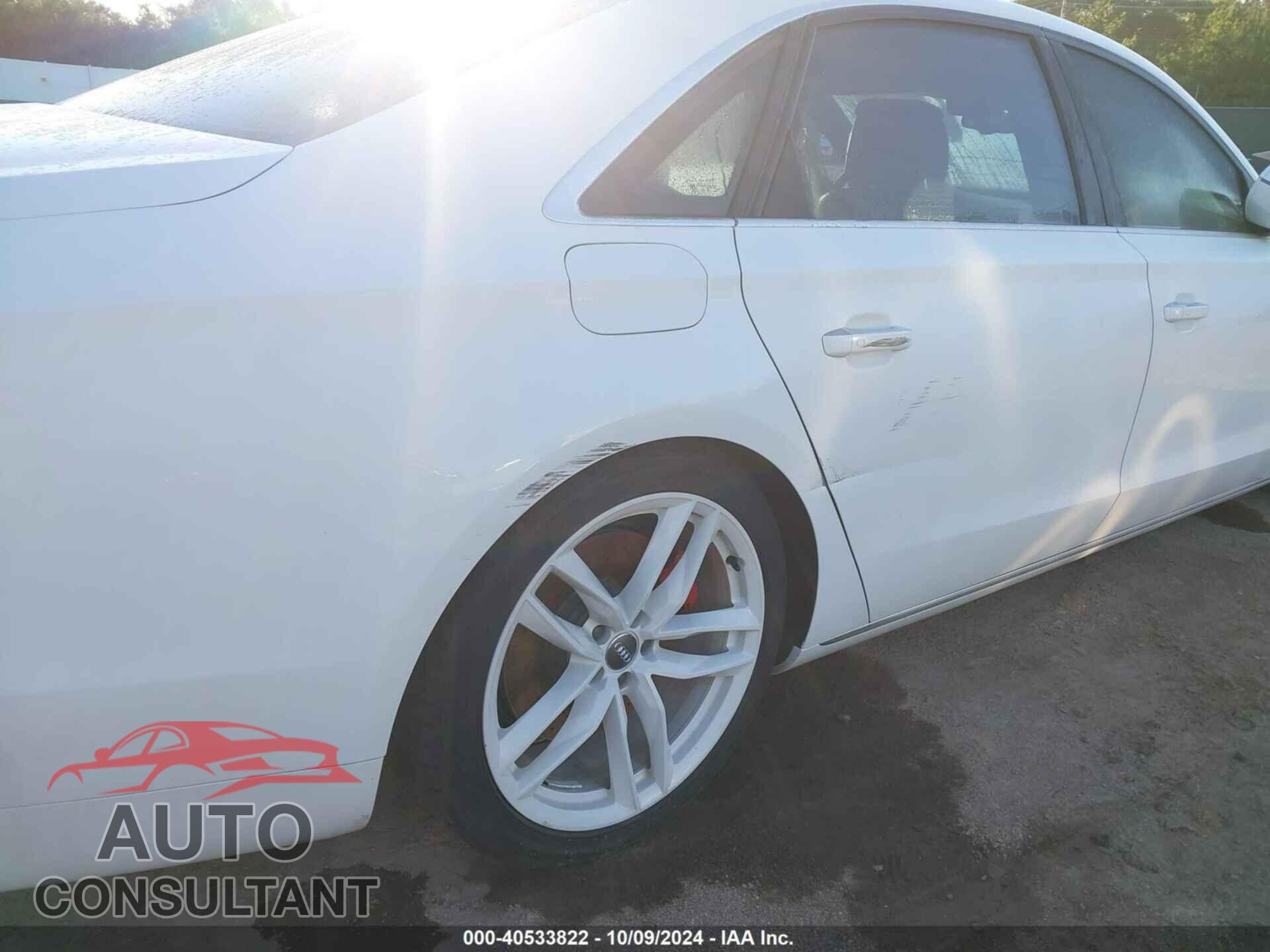 AUDI A8 L 2013 - WAUR2AFD2DN012514