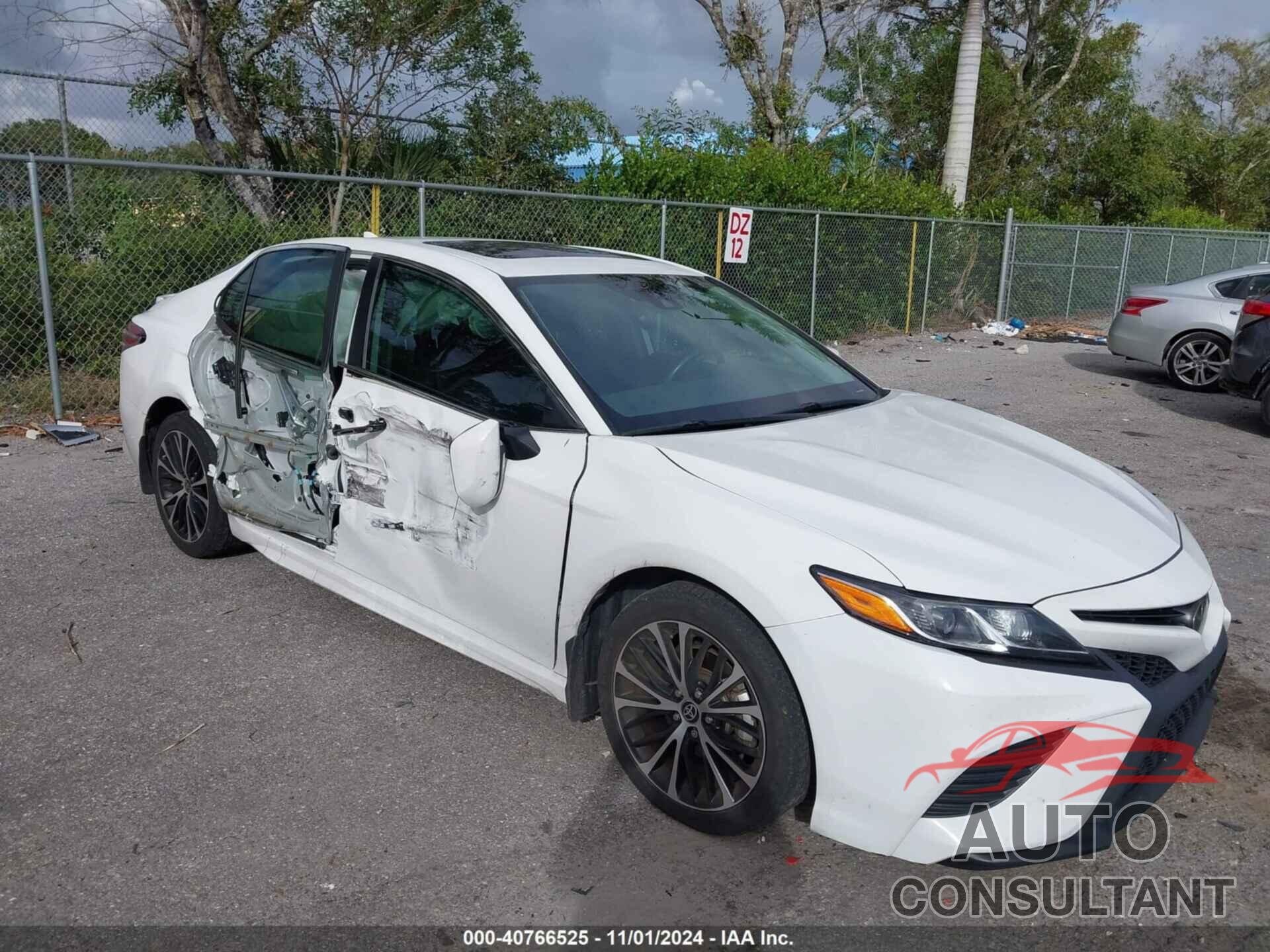TOYOTA CAMRY 2020 - 4T1M11AK3LU397023