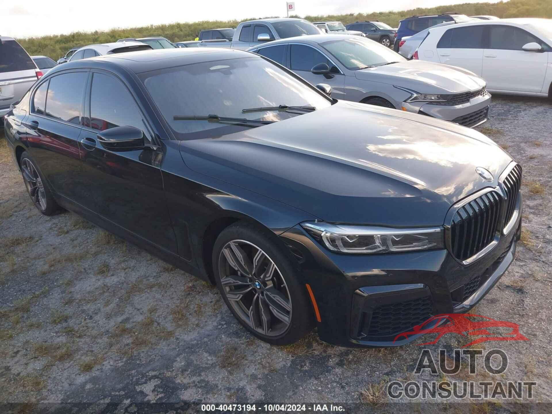 BMW M760 2022 - WBA7U6C08NCH36868